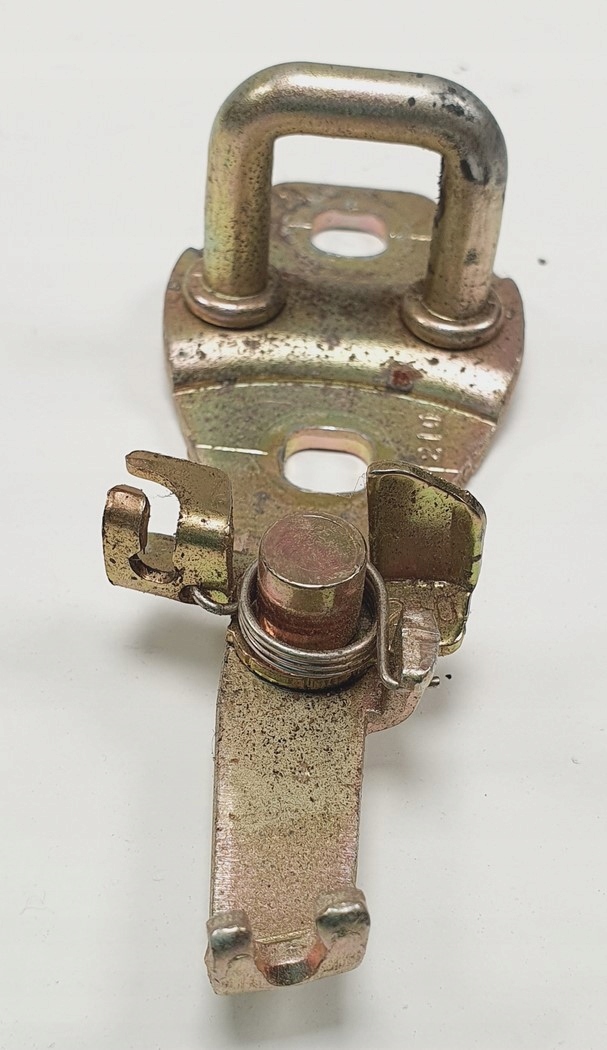 RYGIEL ZAMKA KLAPY TYŁ DAIHATSU SIRION I Typ samochodu Samochody osobowe