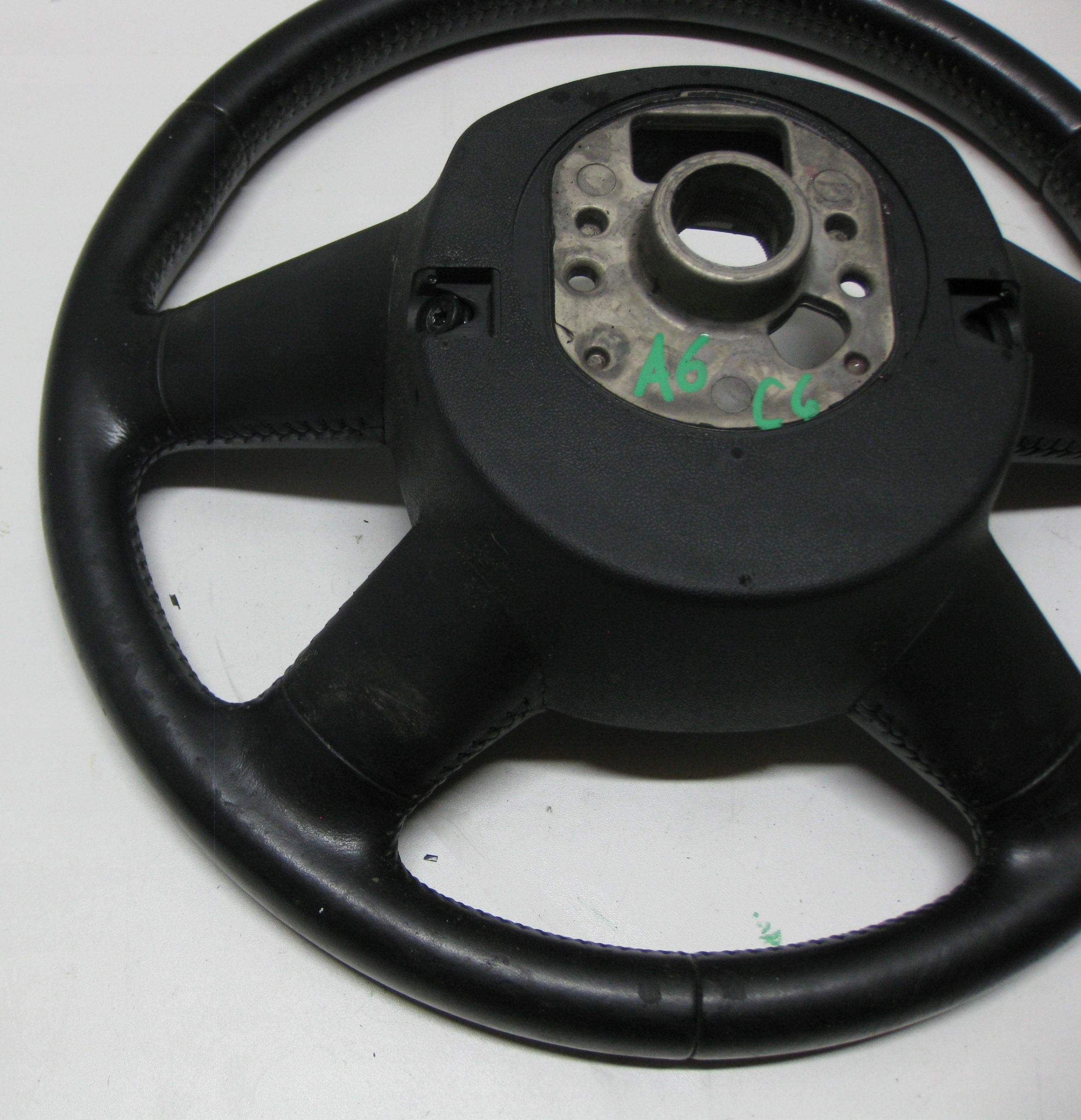 AUDI A6 C6 2.4 6V 05R lenkrad Leder 4F0419091AG