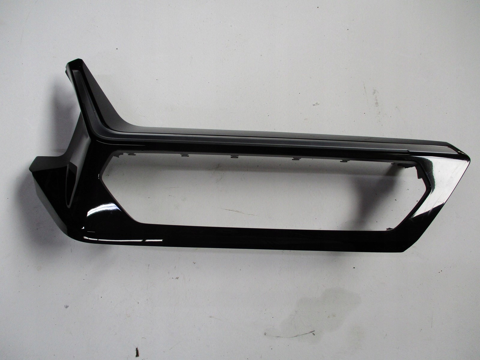 moulding consoles DEKOR frame BMW Z4 G29 9869026