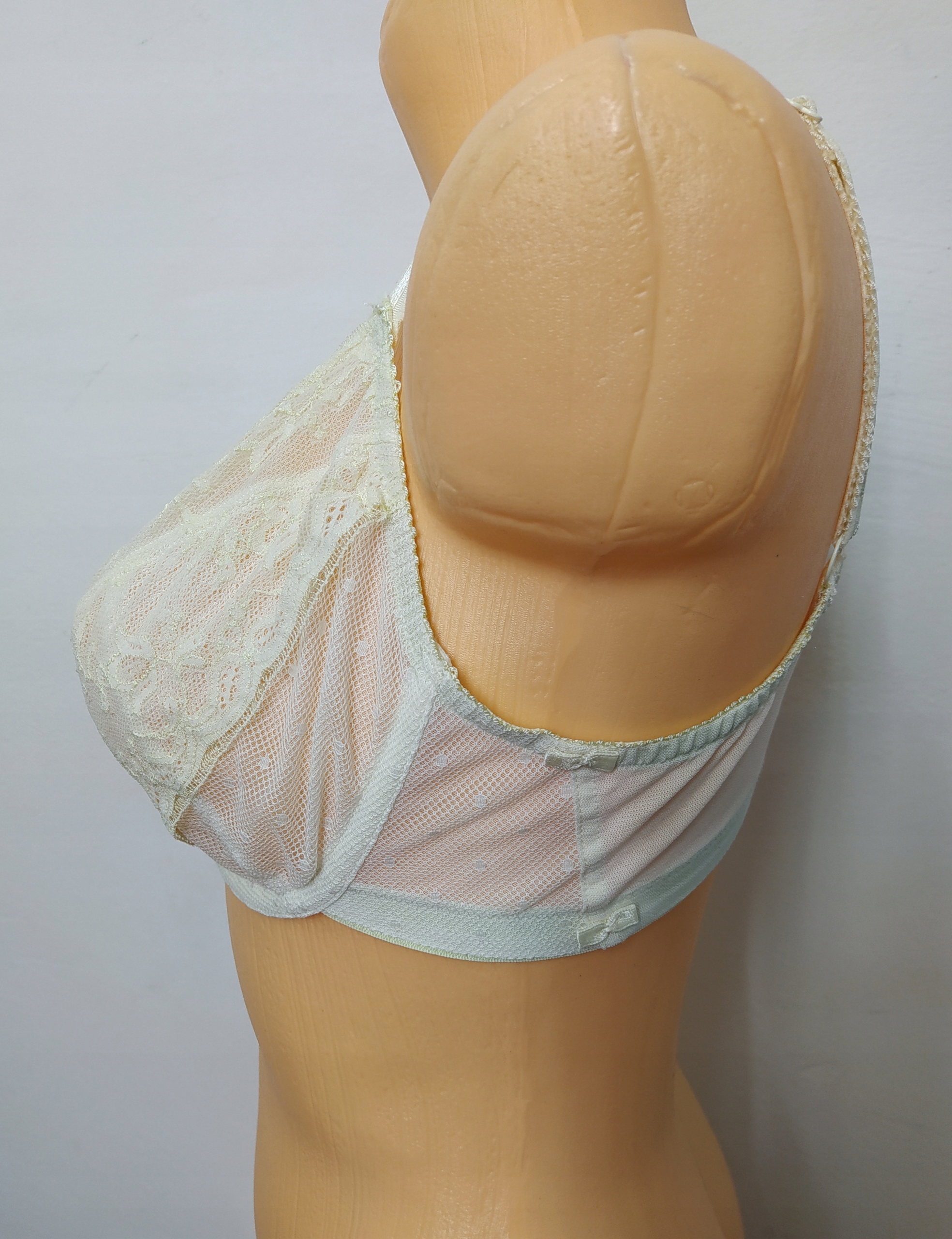 Playtex 38D 85D miękki biustonosz na fiszbinach Odcień kremowy