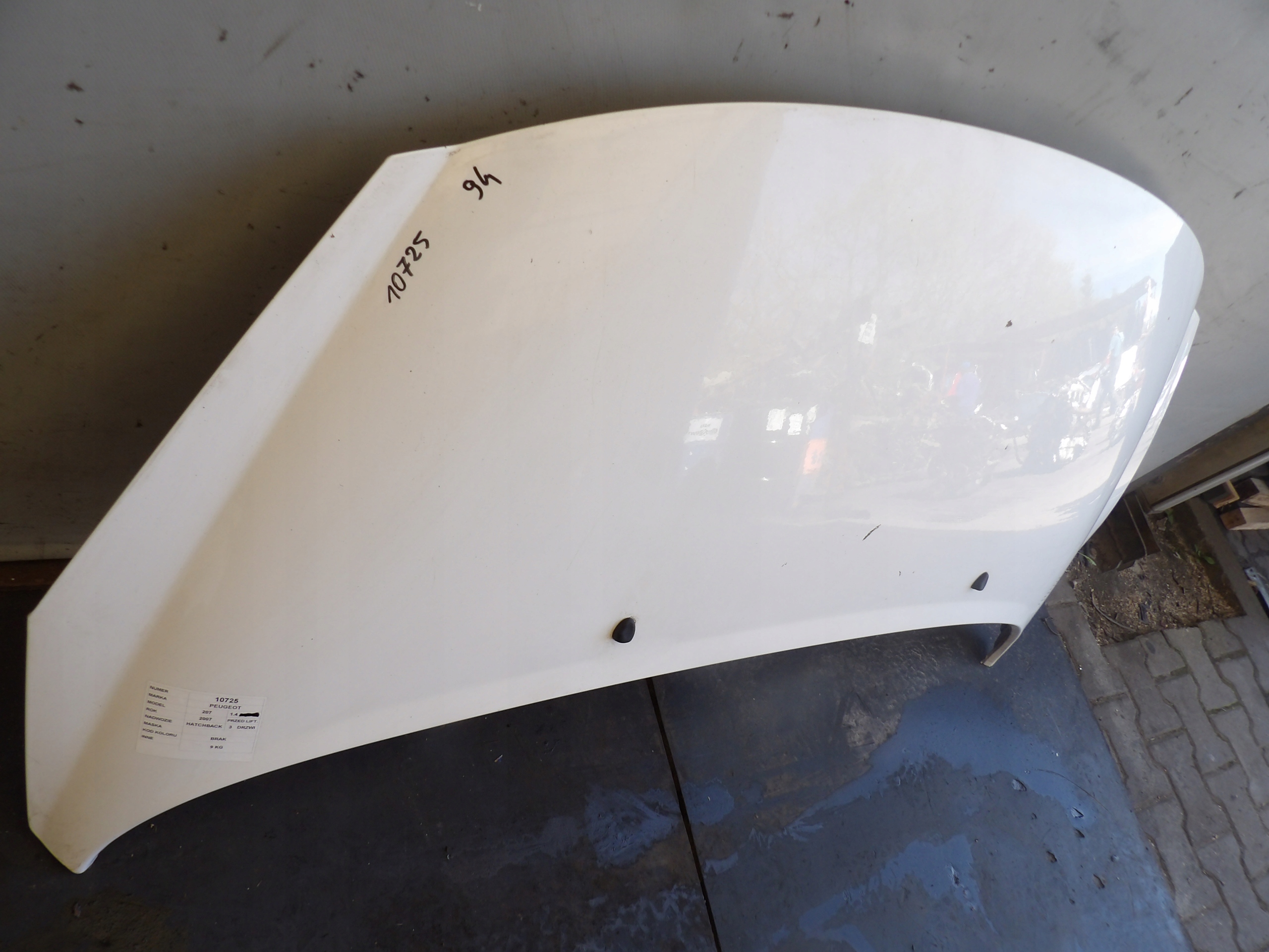 Peugeot 207 motorhaube