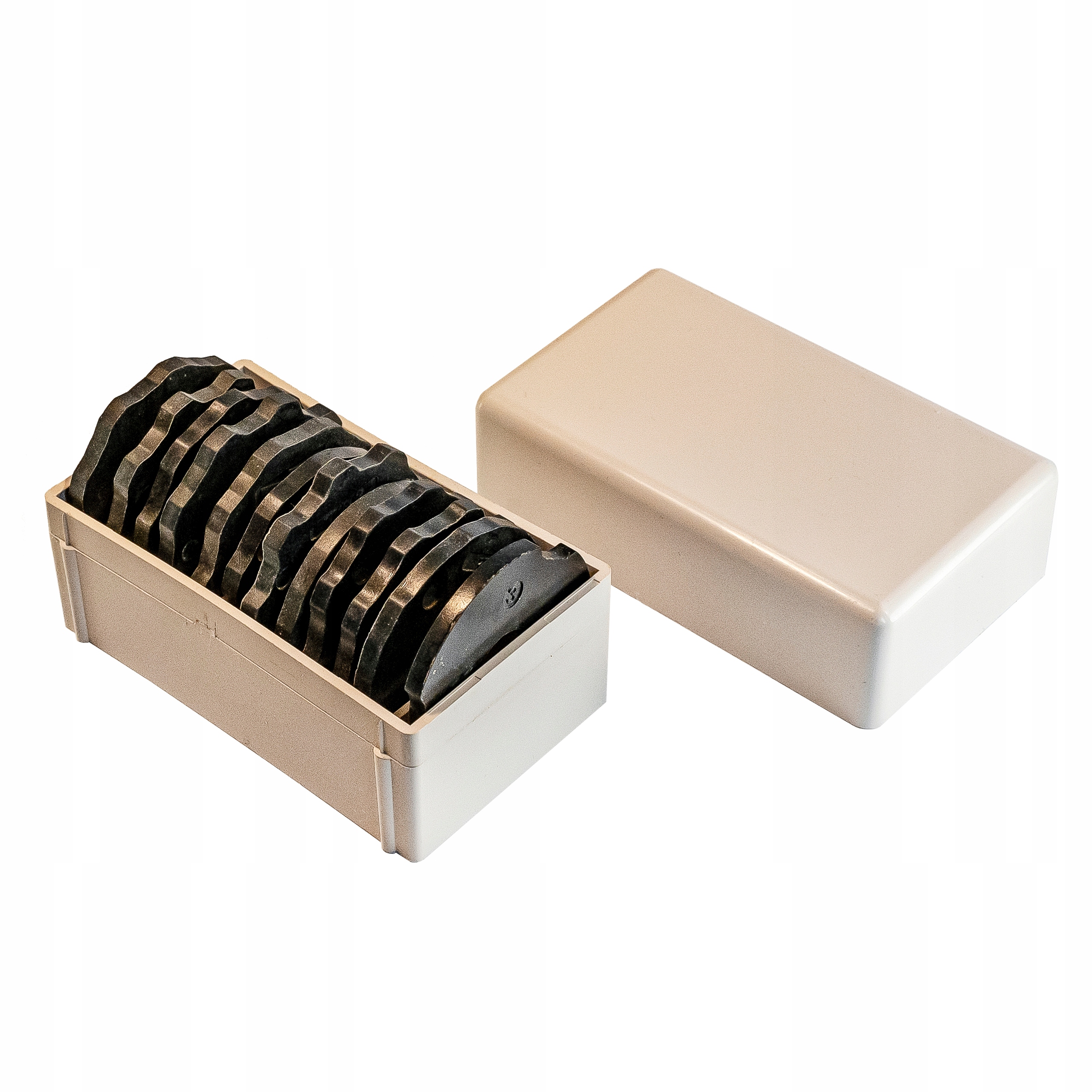 Zestaw krzywek maszyn do szycia komplet 12 sztuk.