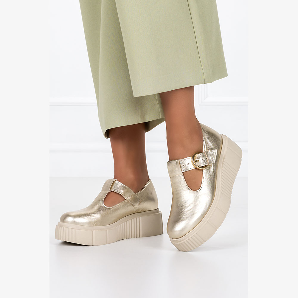 CREEPERSY SKÓRZANE NA PLATFORMIE ZE SPRZĄCZKĄ r 40 Marka Casu