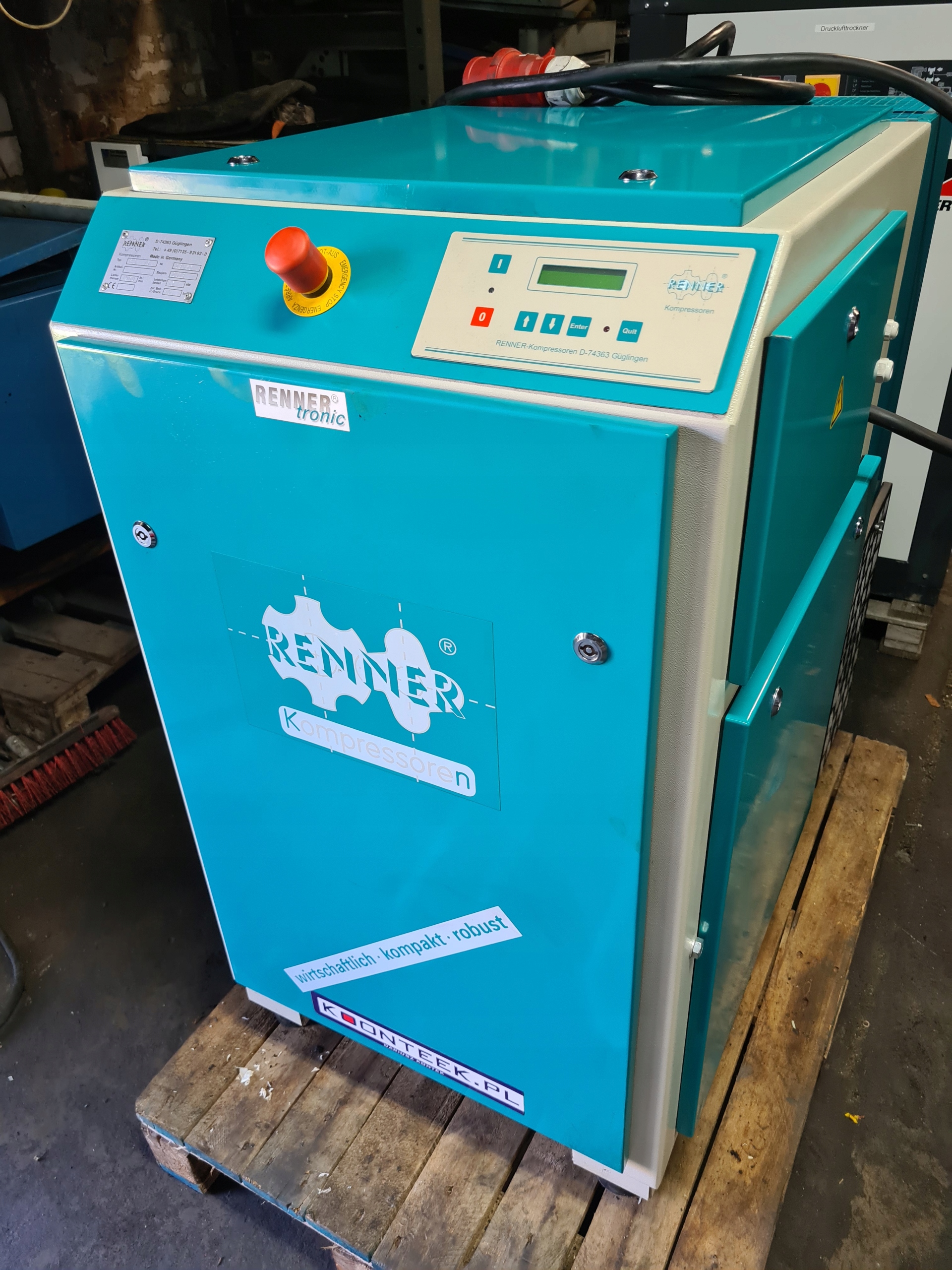 Kompresor śrubowy RENNER RS 15 15 kw, Falownik