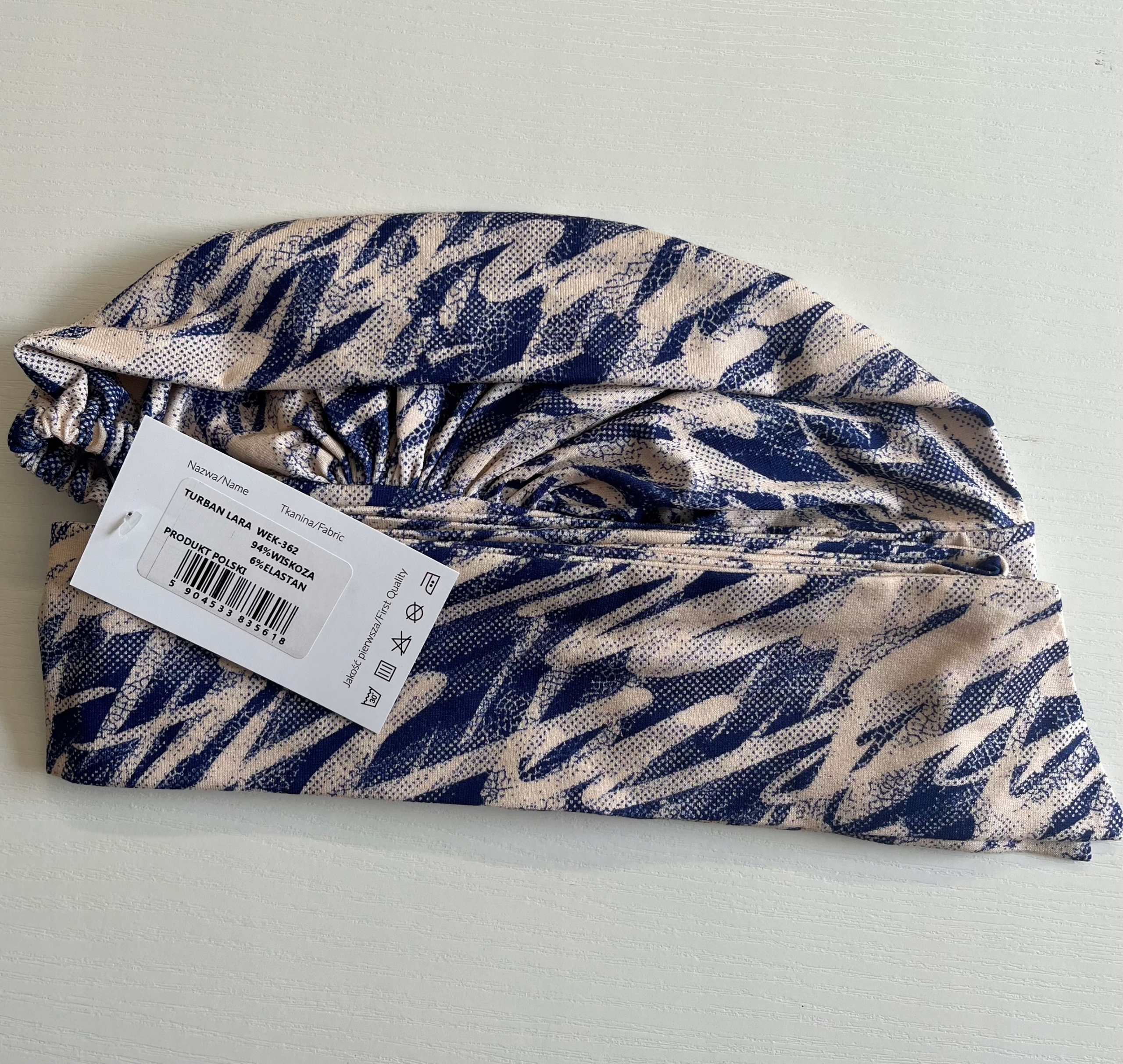 Chusta damska na głowę Lara 362 turban z wiskozy także po chemioterapii Kolor wielokolorowy