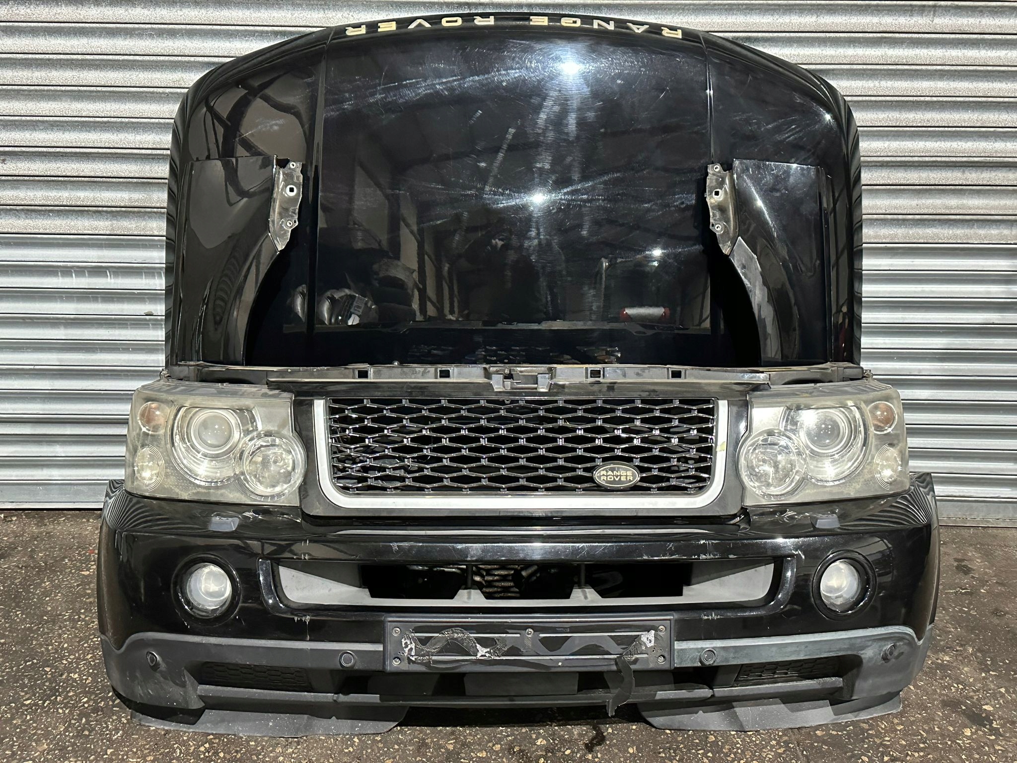 KOMPLETNY PRZÓD LAND ROVER RANGE ROVER SPORT L320 MASKA ZDERZAK BŁOTNIK