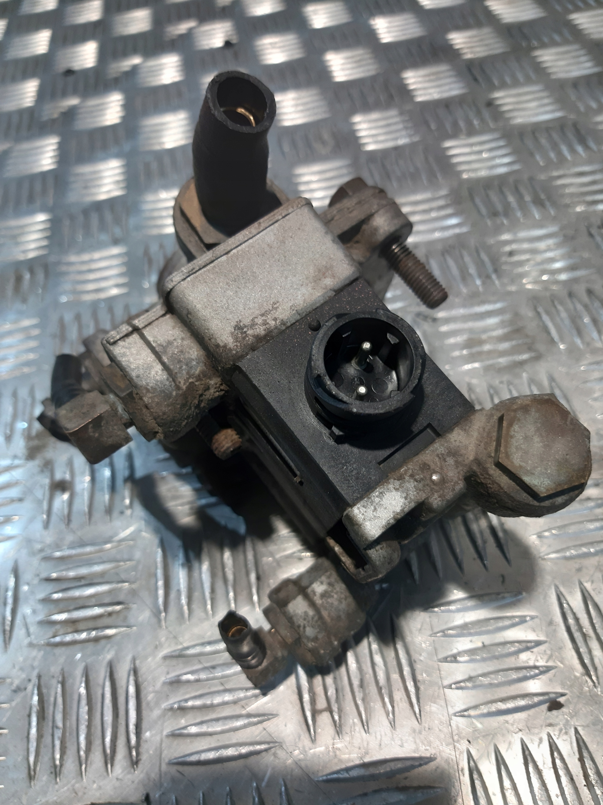 ventil nadmiarowy WABCO 4802050100