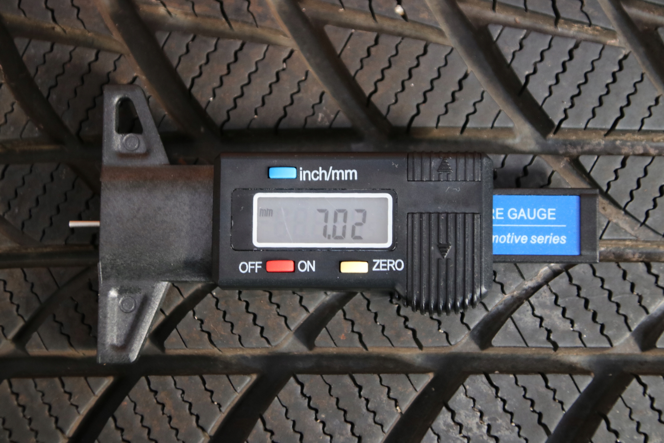 BMW F30 F31 F32 F33 F36 KOŁA ZIMOWE FELGI OPONY Powłoka Połysk