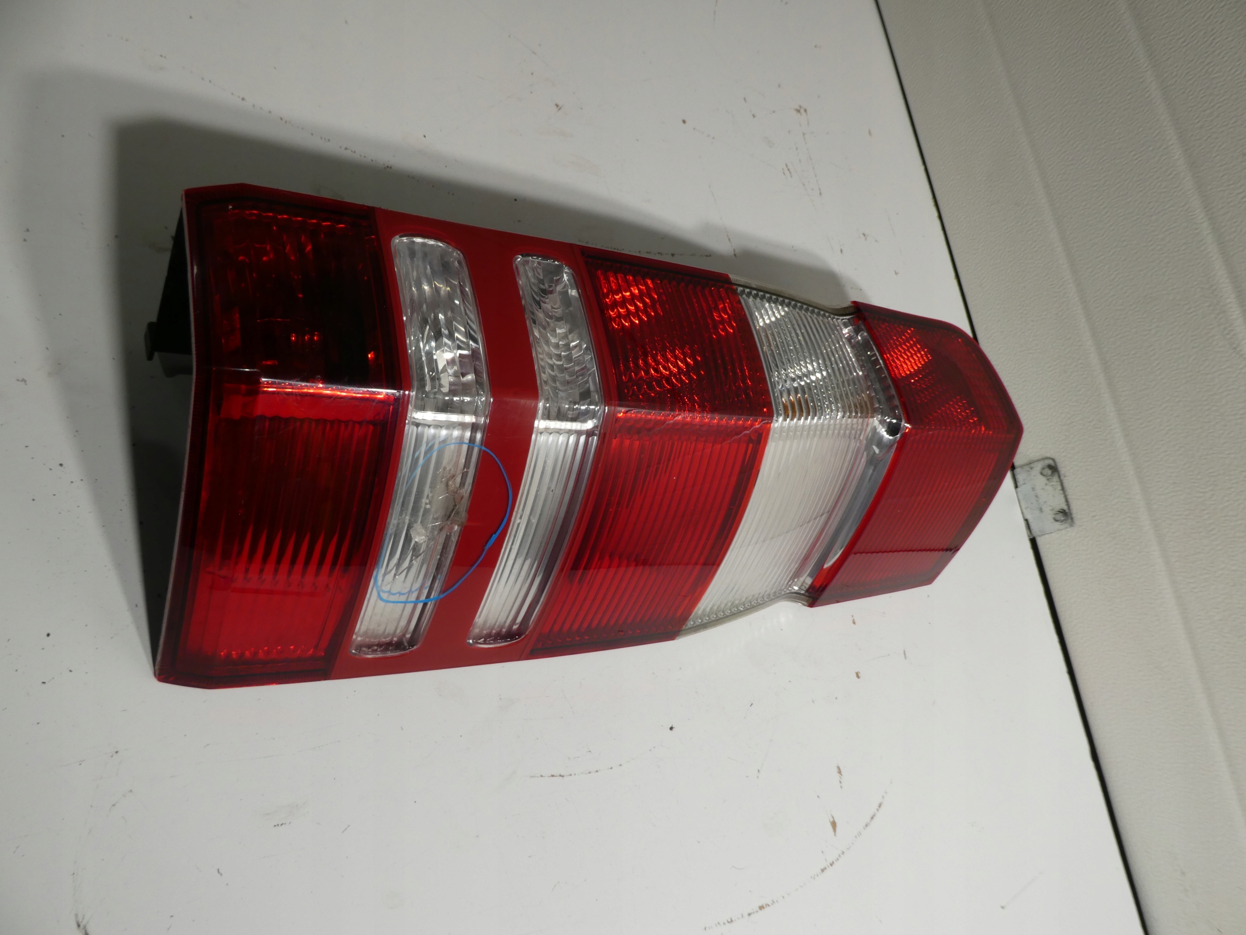 light right rear part MERCEDES SPRINTER A9068200264