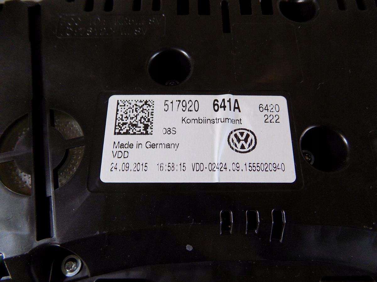 VW GOLF SPORTSVAN TDI dials dials 517920641A