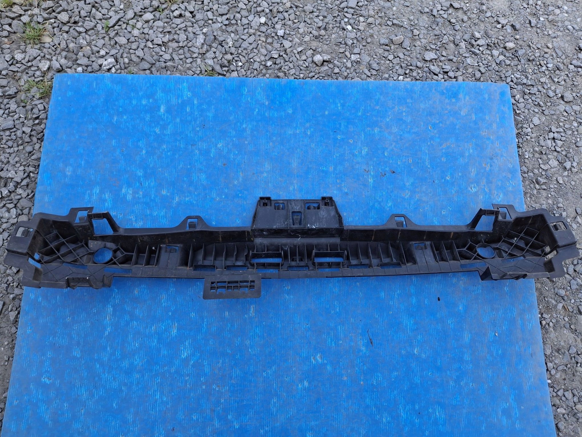 Support montage pare-chocs Arrière Console BMW I3 LIFT 2017R->