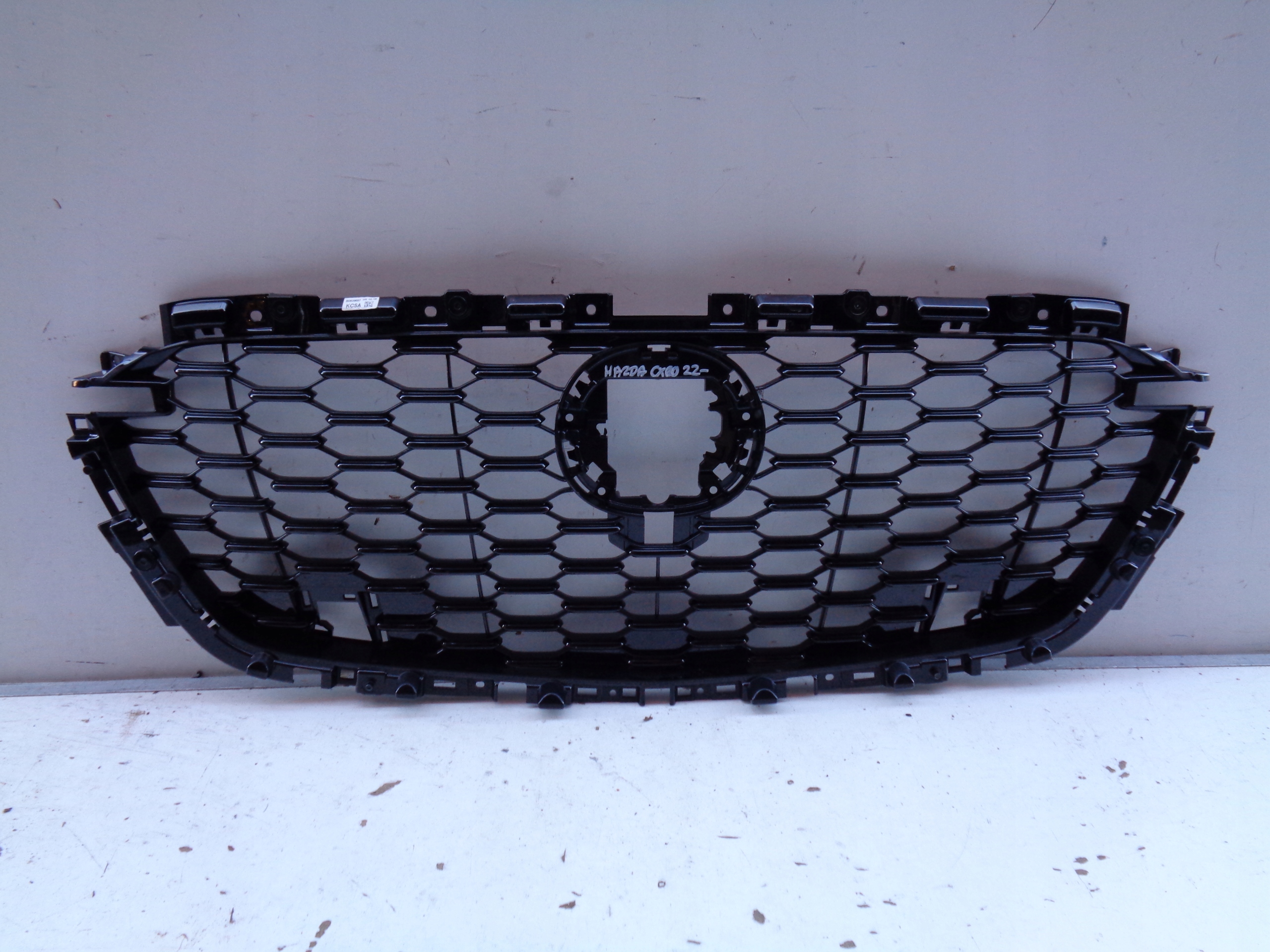 NO-WA-- grille MAZDA CX60 22