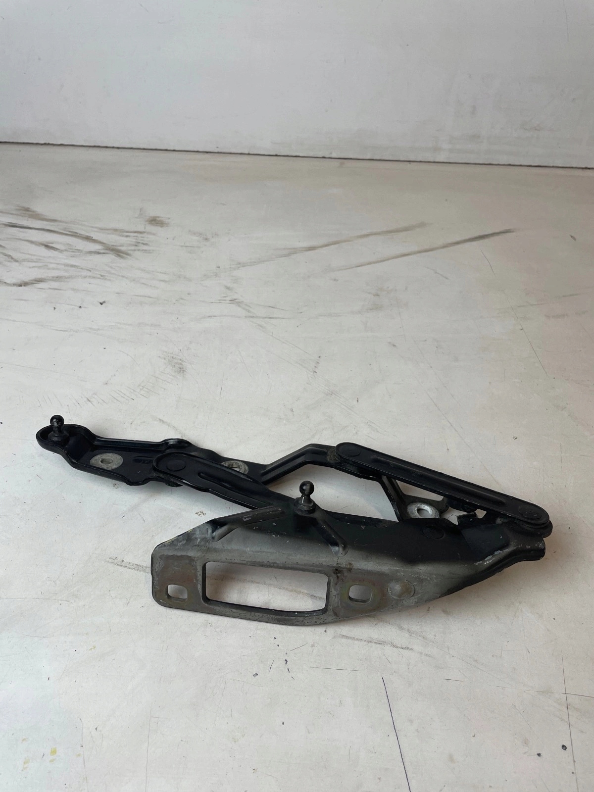 hinge bonnets front front right Audi TT and 8N
