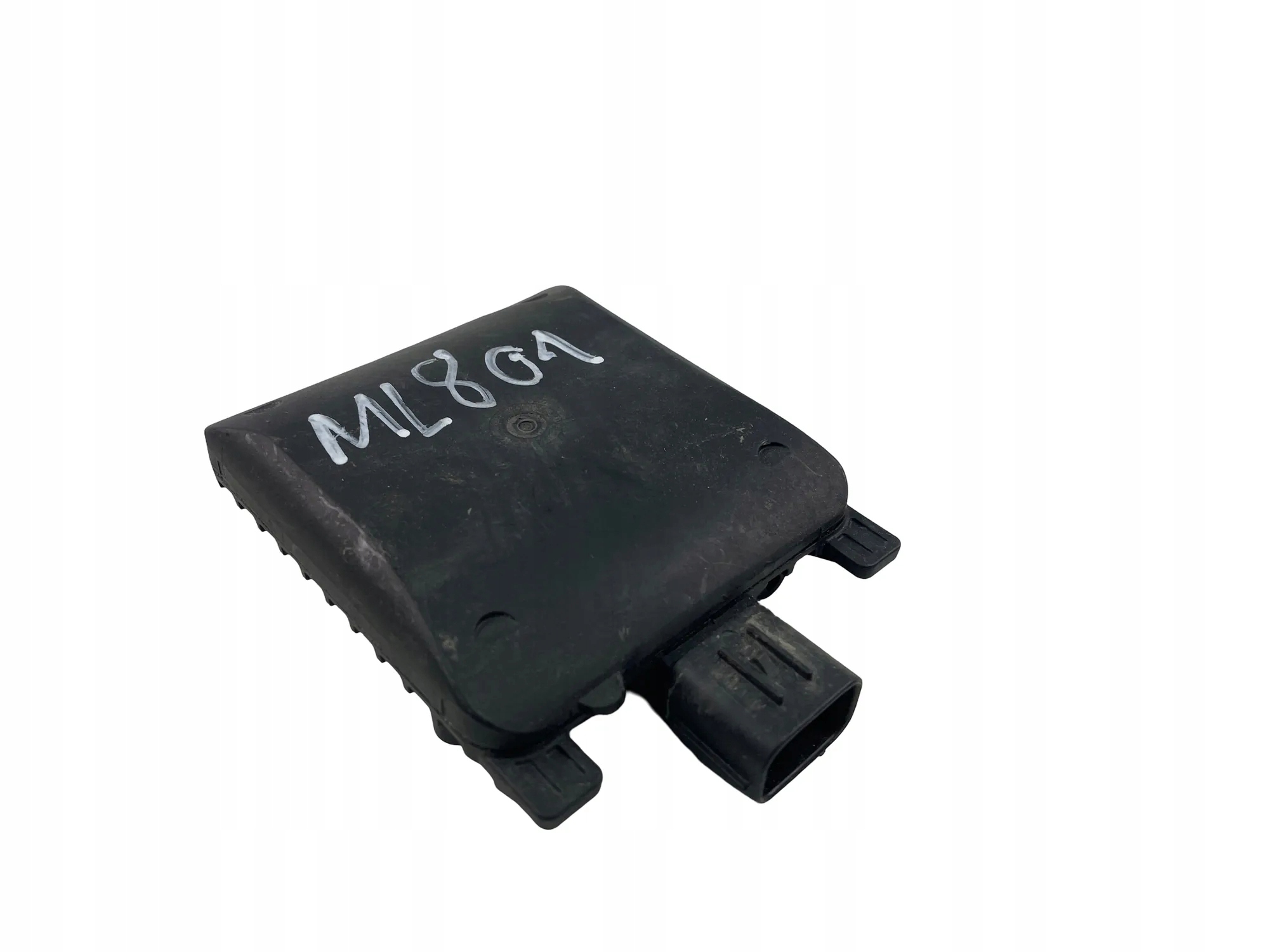 volvo XC40 18- XC60 II XC90 V60 Датчик 32254069