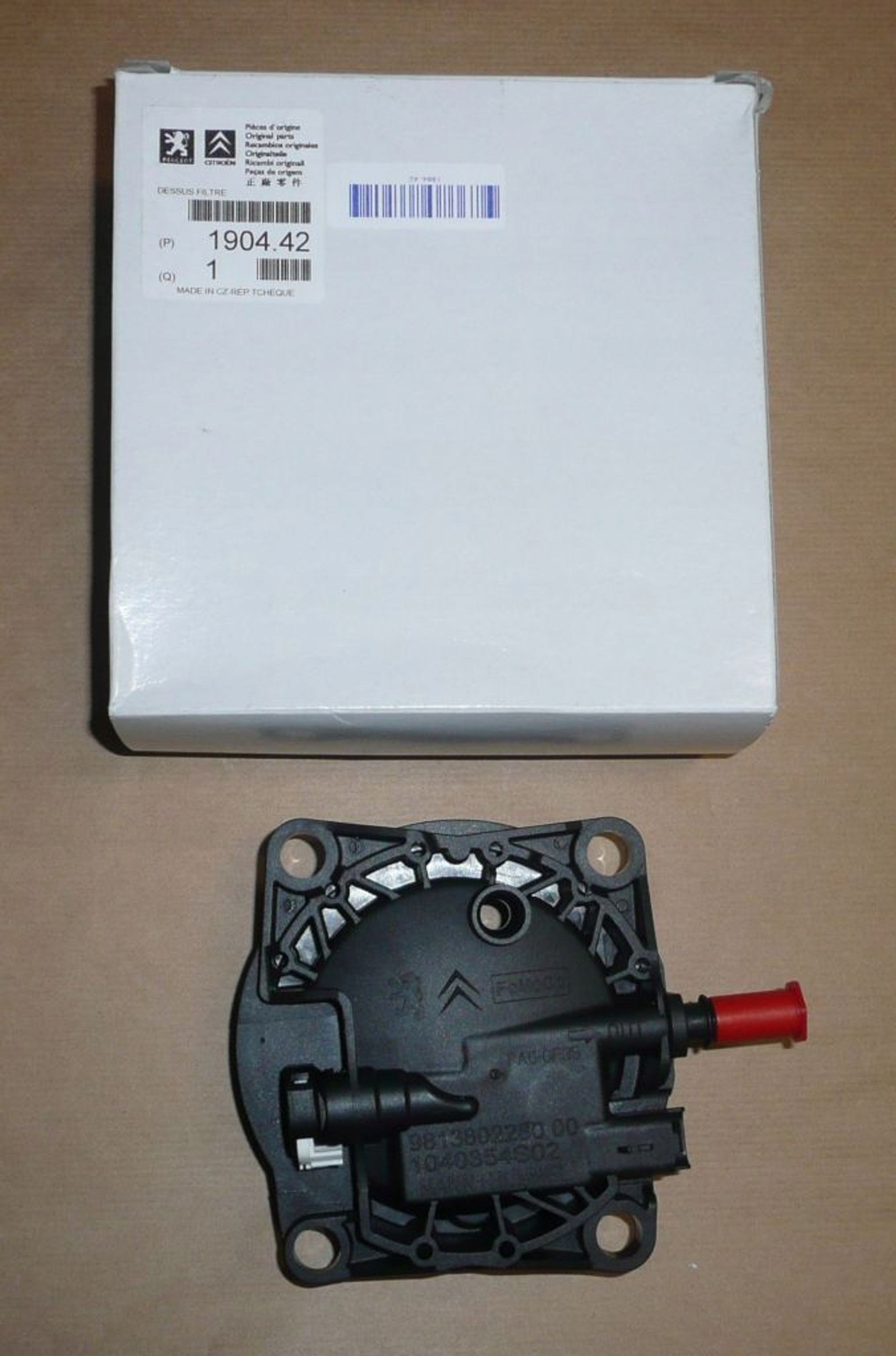 Kryt Palivového Filtru C C4 P 407 2.0HDI 1904.42