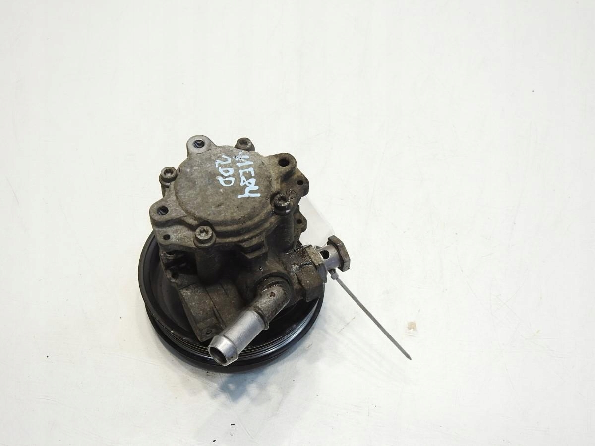 насос гур BMW X1 E84 2.0 d 678045902 LH2114302
