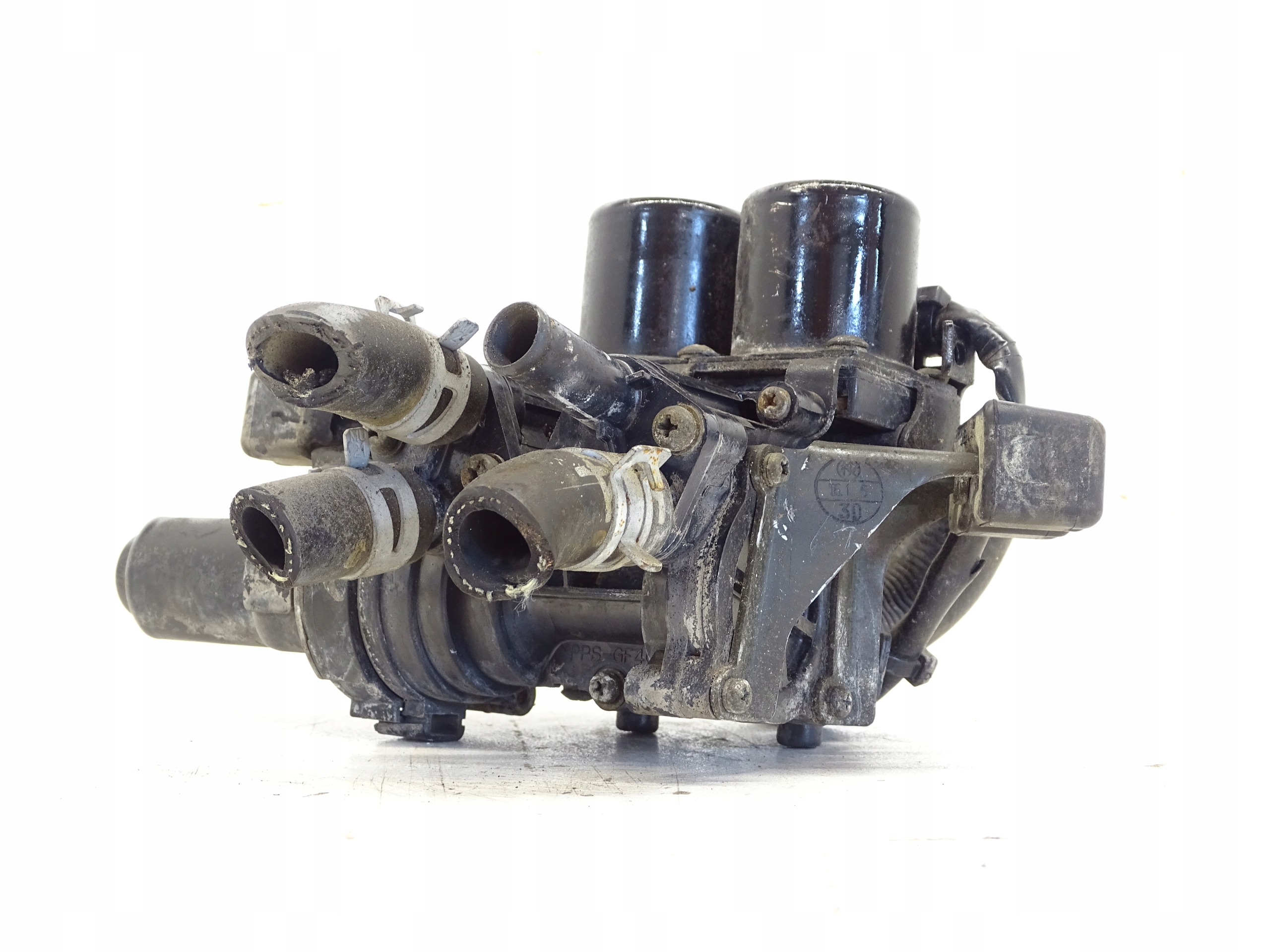 vodena pumpa elektroventil BENTLEY CONTINENTAL 3D2959617B
