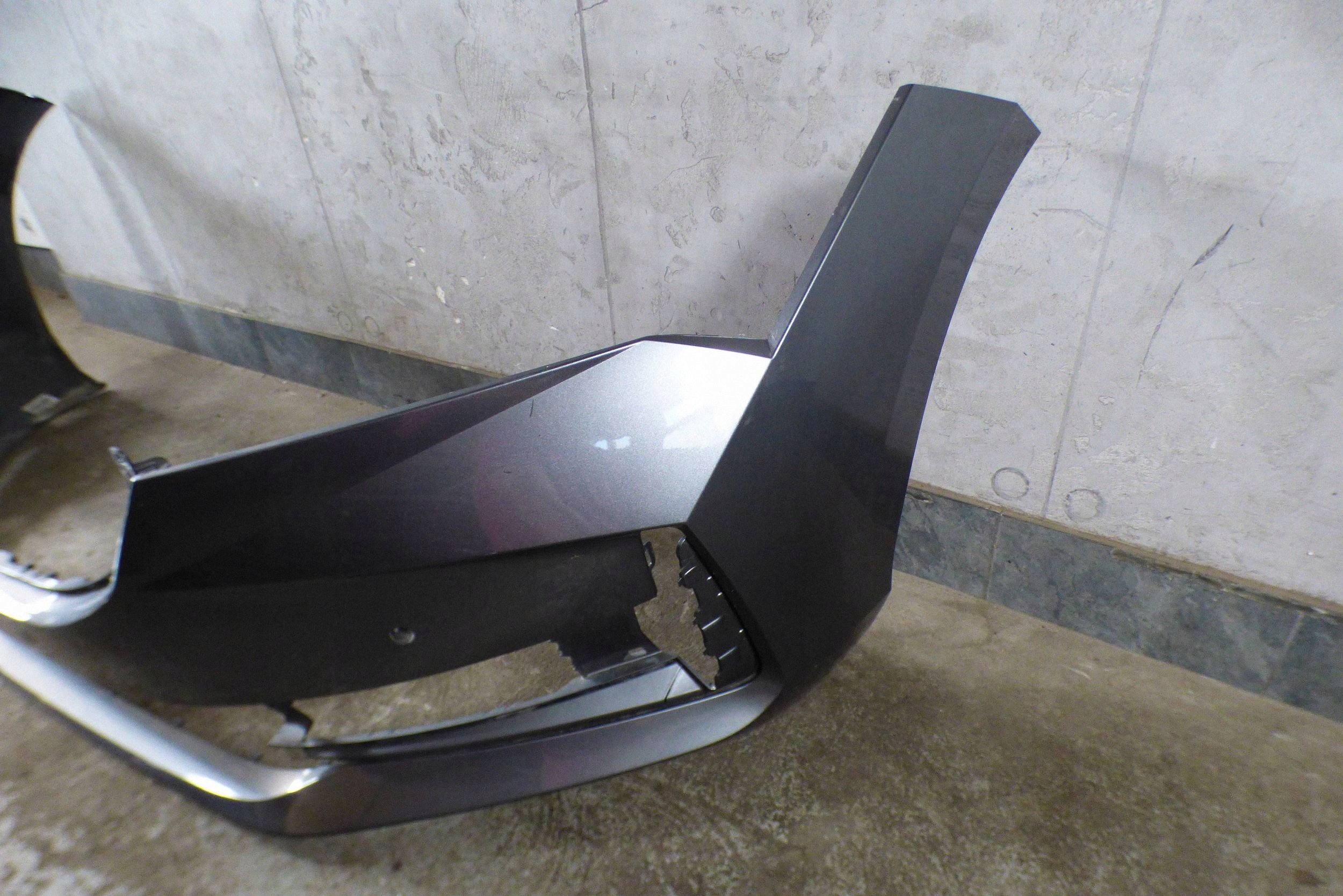 Skoda Superb IV bumper front front 3P0807221 st.BDB