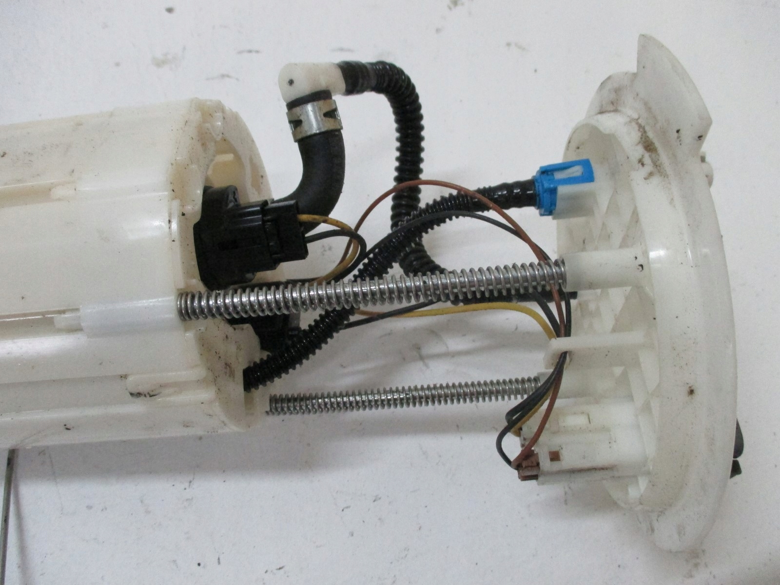 feed pump HYUNDAI KIA 31110-J9870