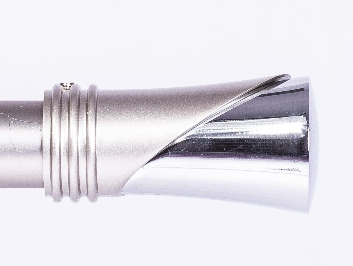 

Mrc: Zakończenie Końcówka Vega 25 mm Satyna/chrom