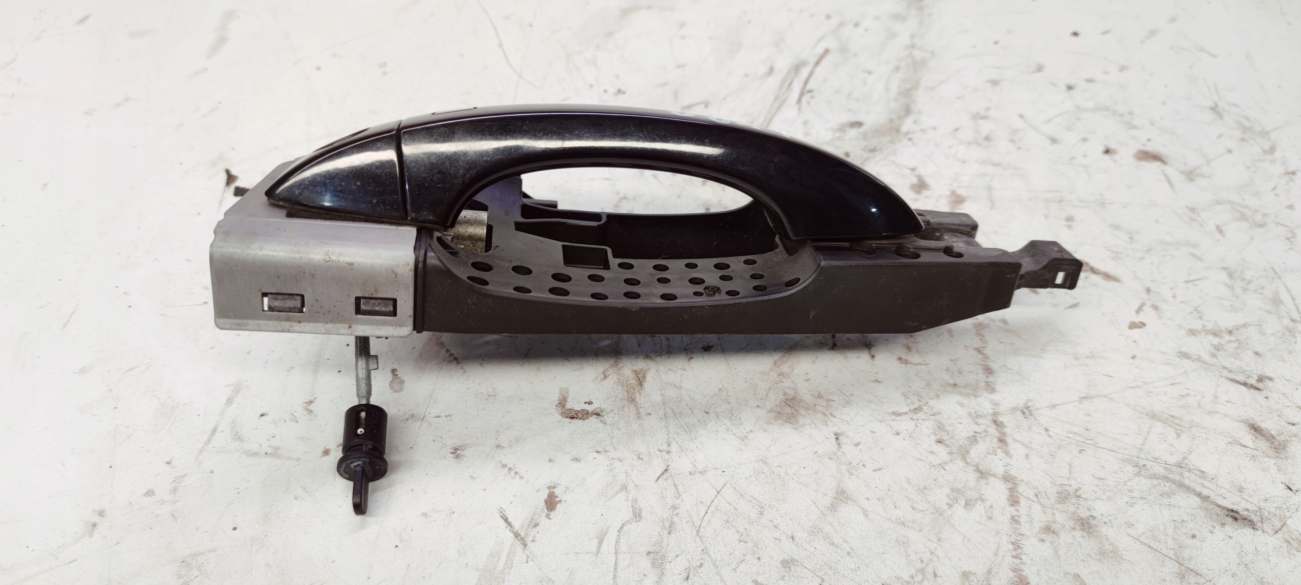 handle left front AUDI A6 A7 A8 4H1837885 LY9B