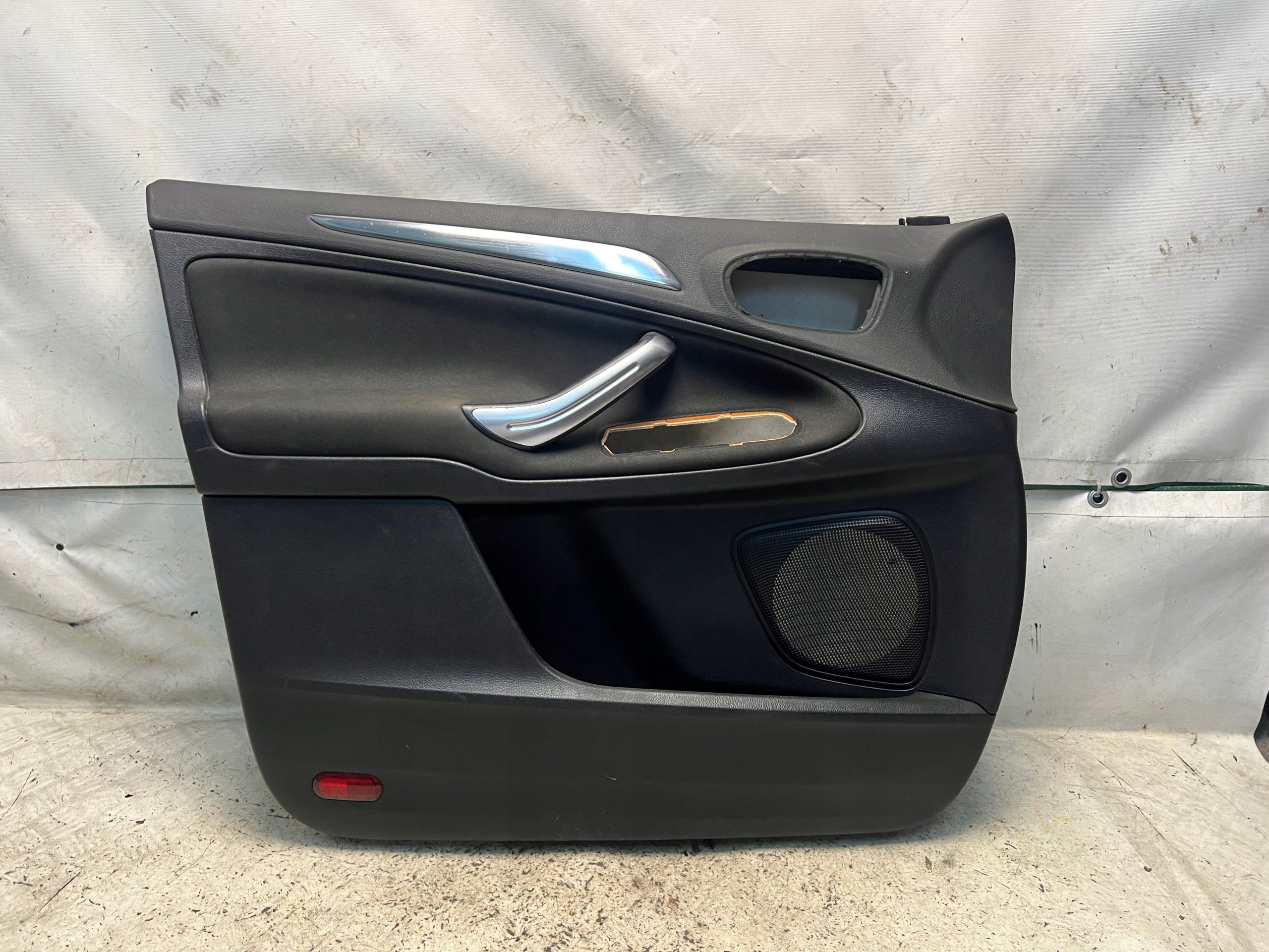 FORD S-MAX SMAX TAPICERKA BOCZEK DRZWI LEWY PRZÓD