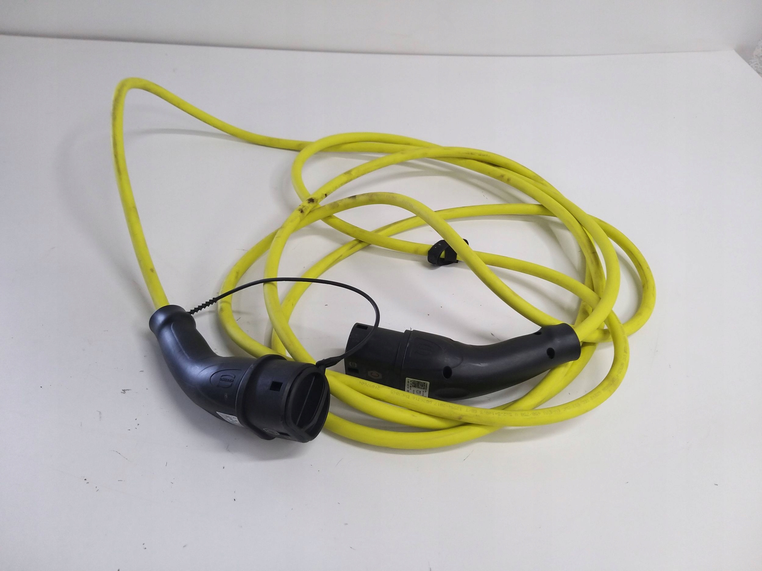 VW e- UP KABEL LADUJACY SAMOCHOD electrical 089110232