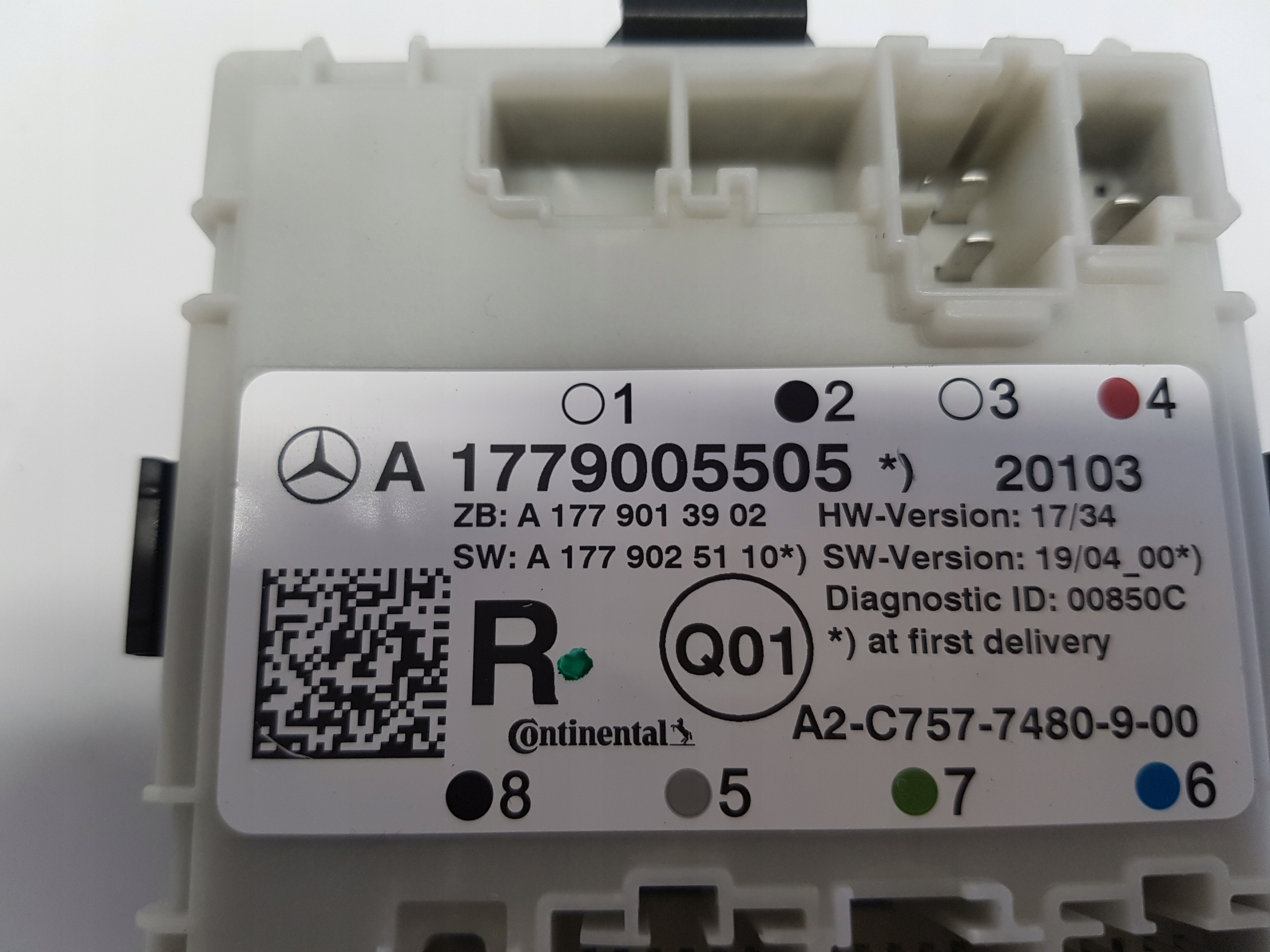 MERCEDES W247 дверной модуль A1779005505