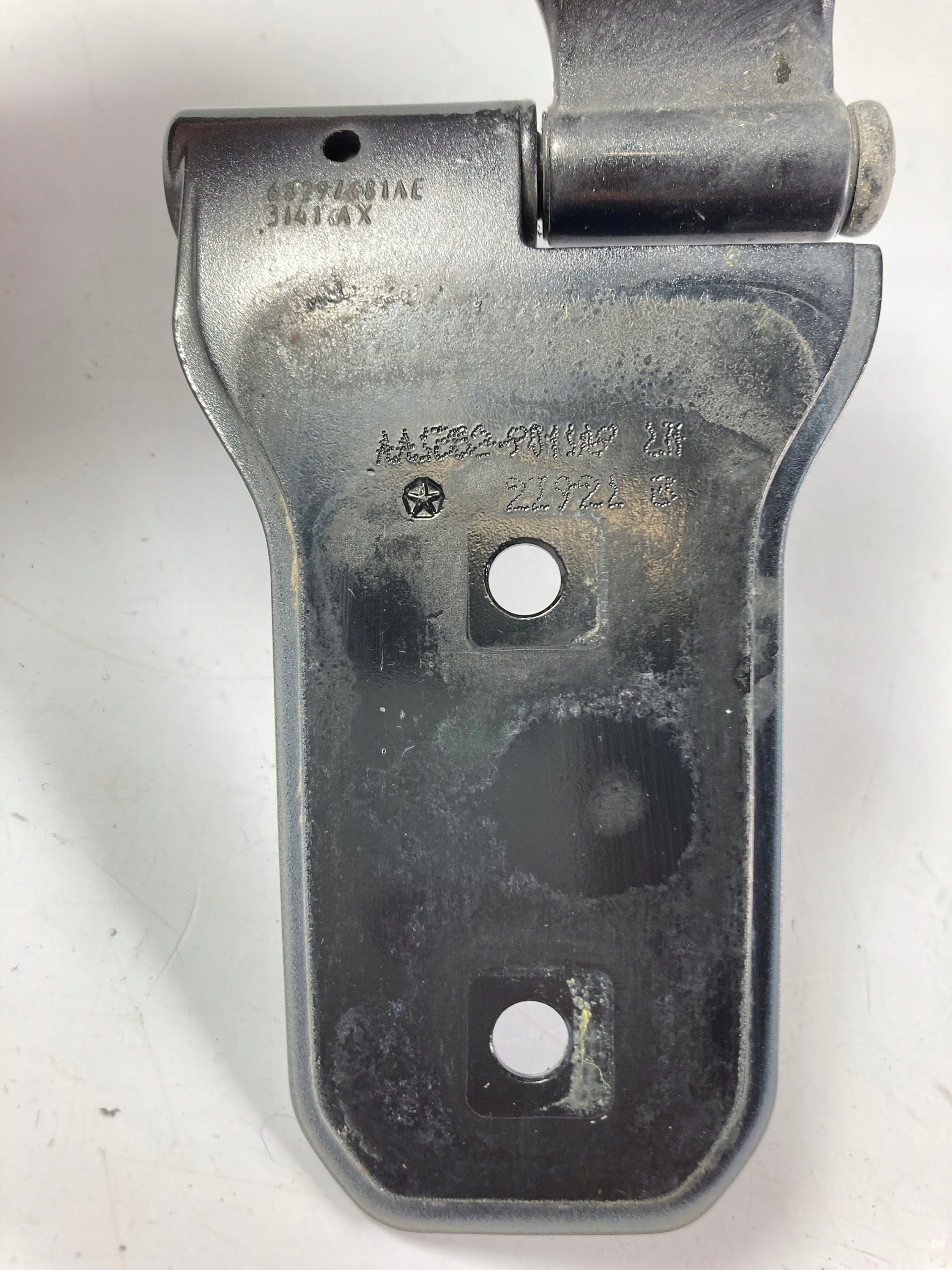 Jeep Wrangler hinge door front left lower 2018-26