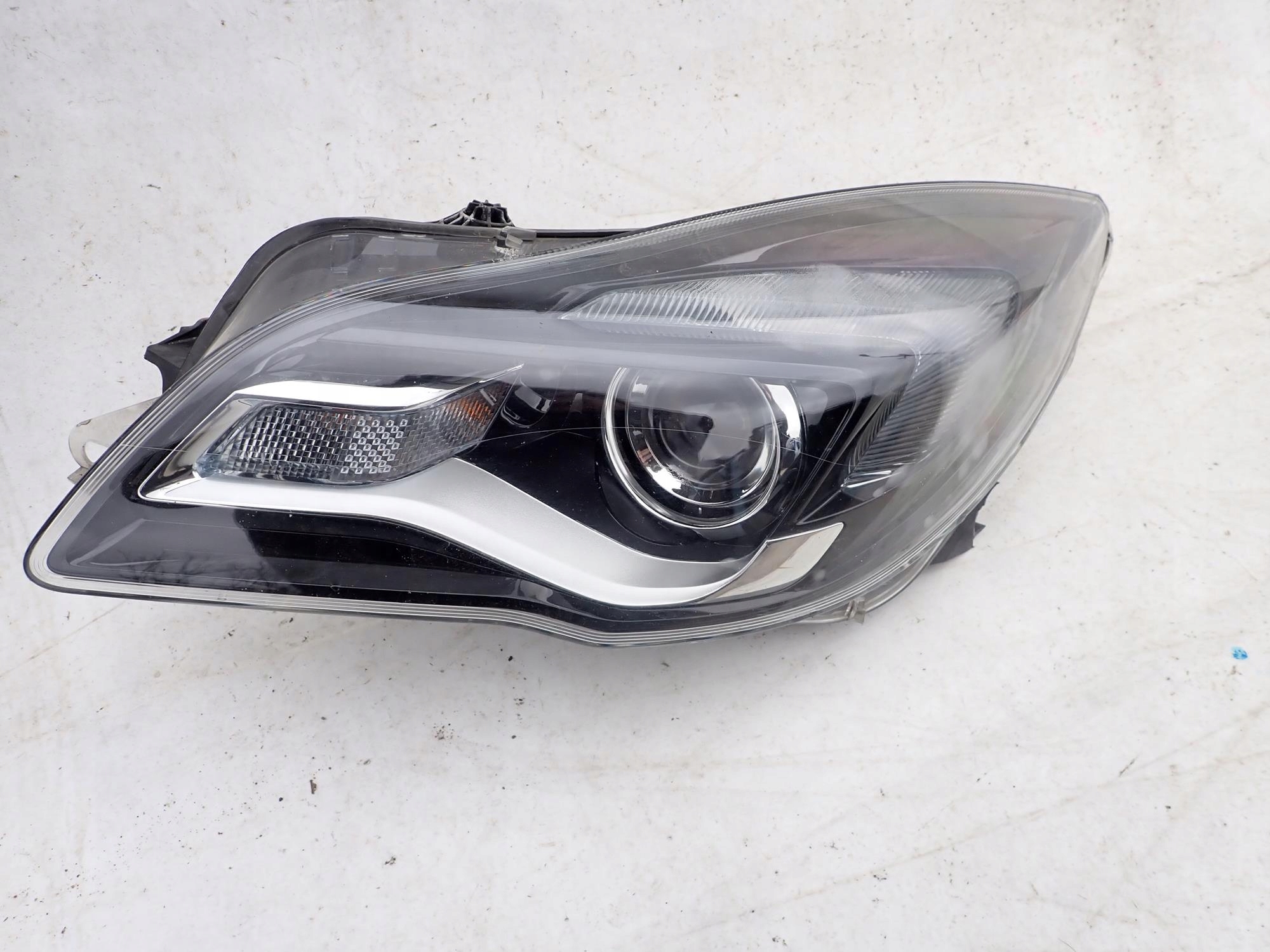 OPEL INSIGNIA A and 1 LIFT 13-17 light front left