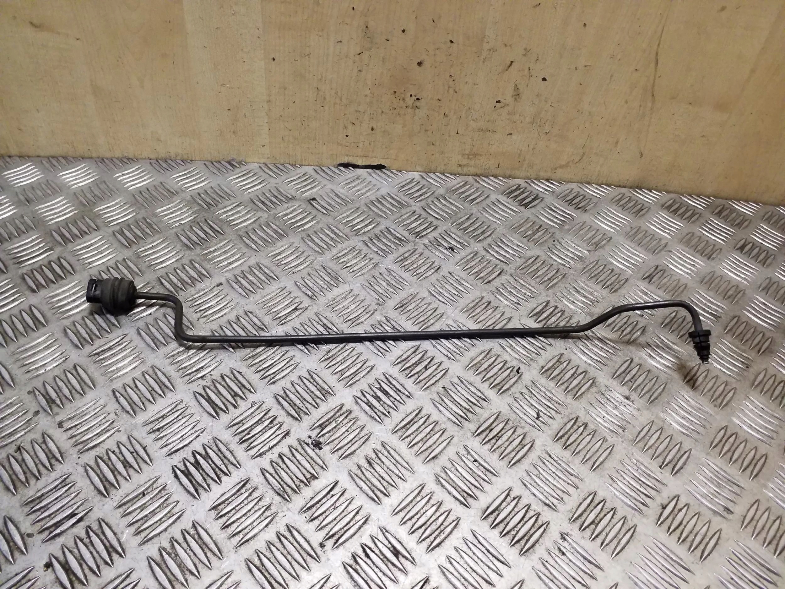 VOLVO V40 PRZEWÓD SPRZĘGŁA S033802