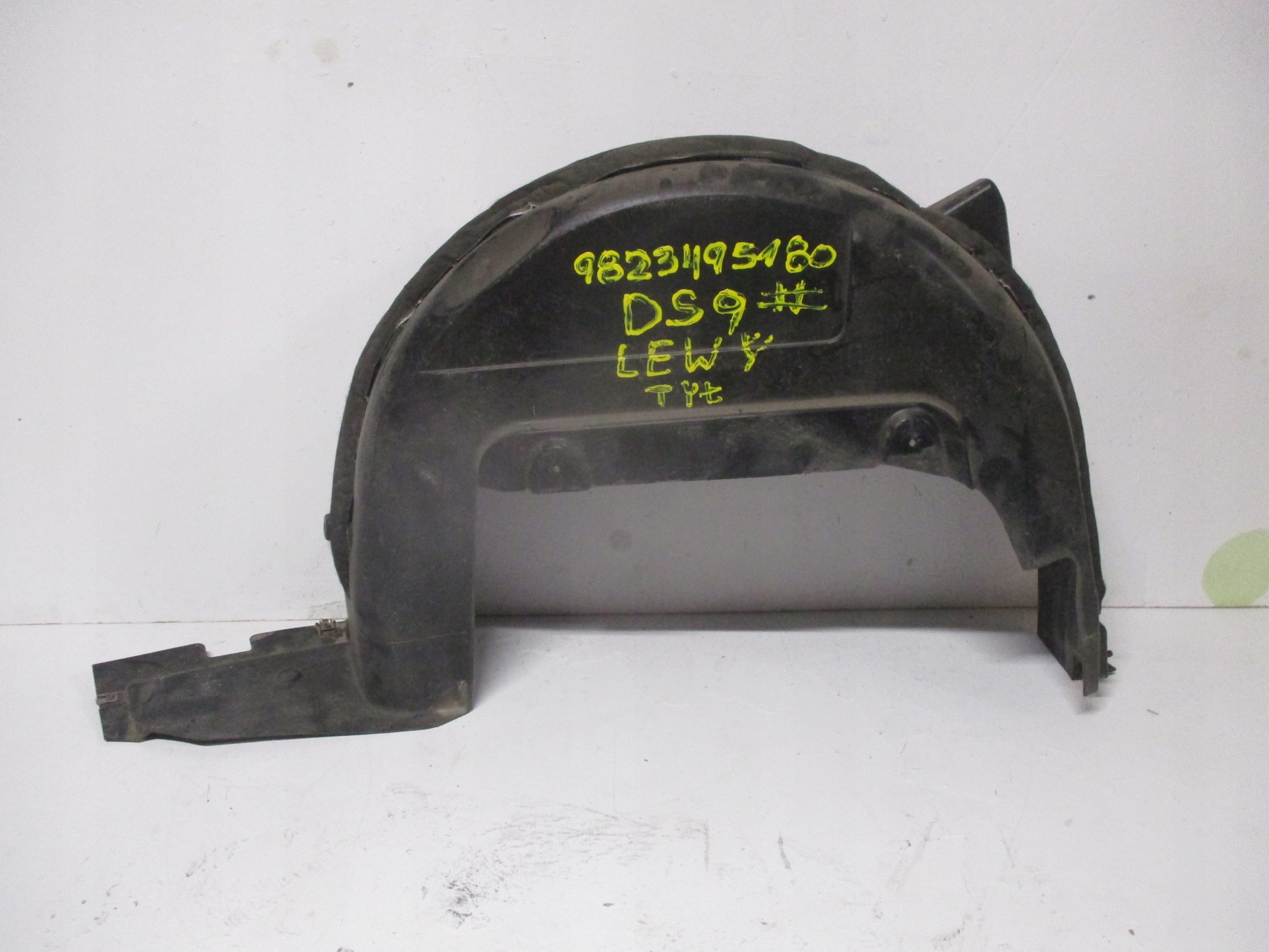 mudguard Citroen DS9 rear. 9823495180 9823495080