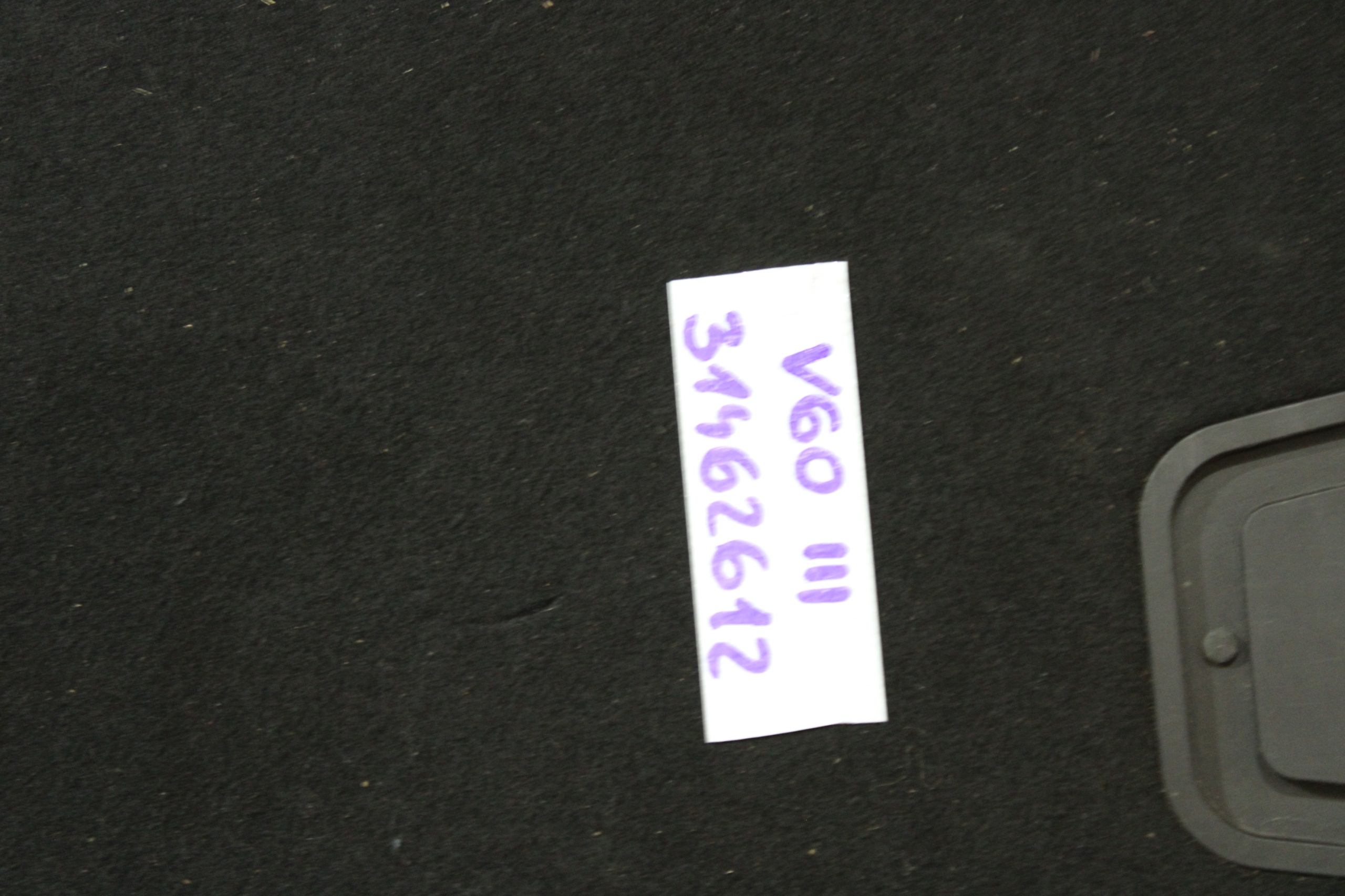 floor boot 31462612 VOLVO S60 V60 III 3 KOMBI