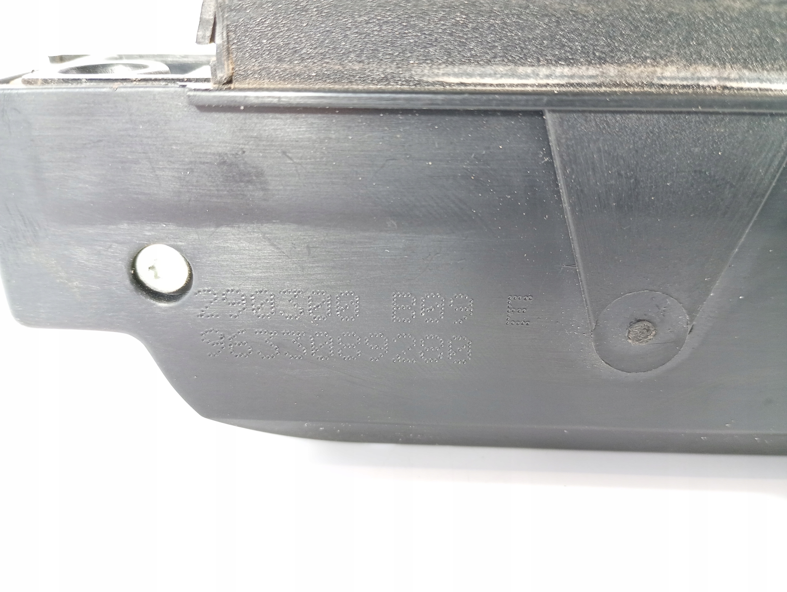 Xsara Picasso and 98-08 lock bonnet boot OE 9633089280