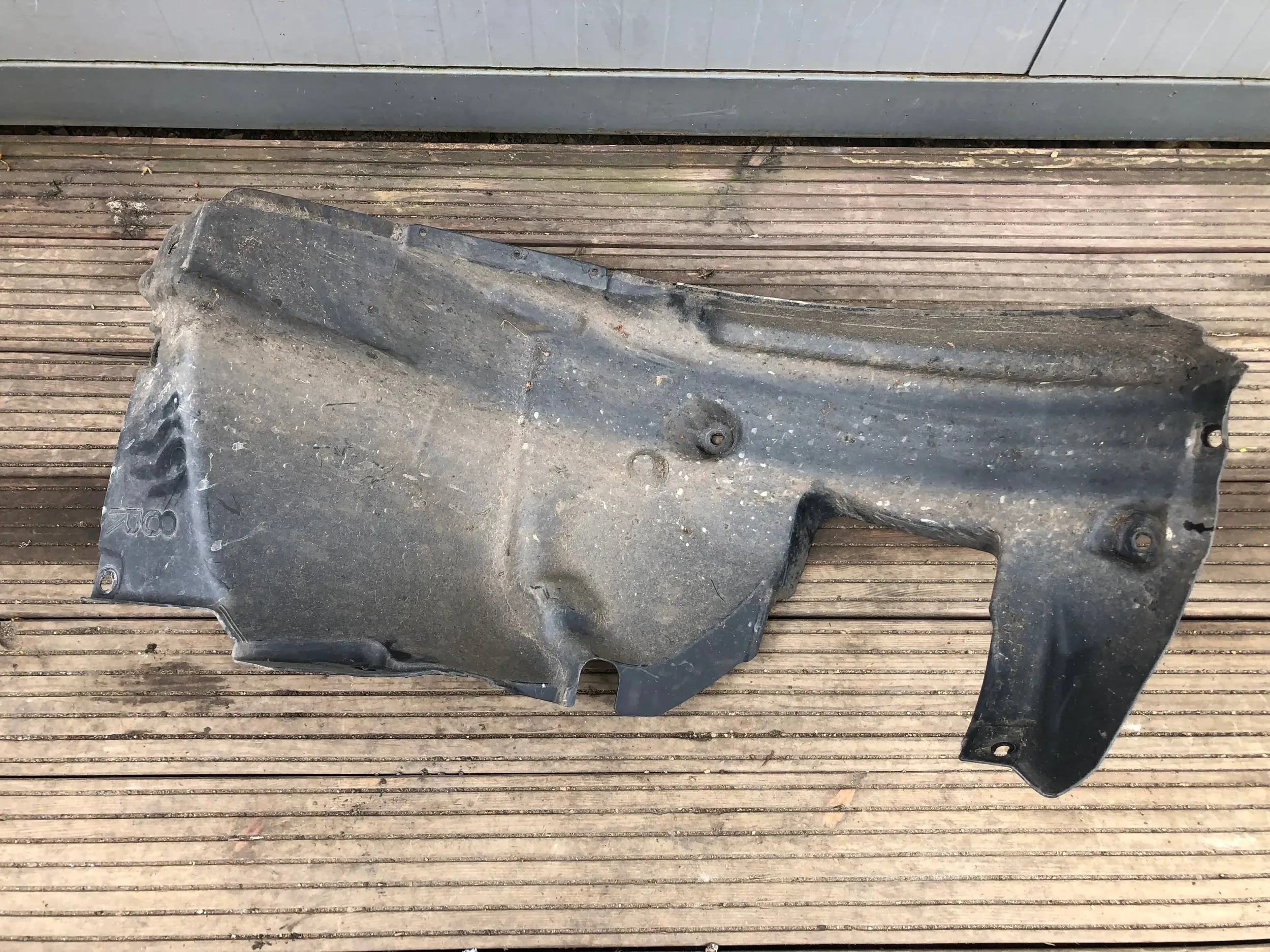 mudguard right front part rear BMW E87 7059372