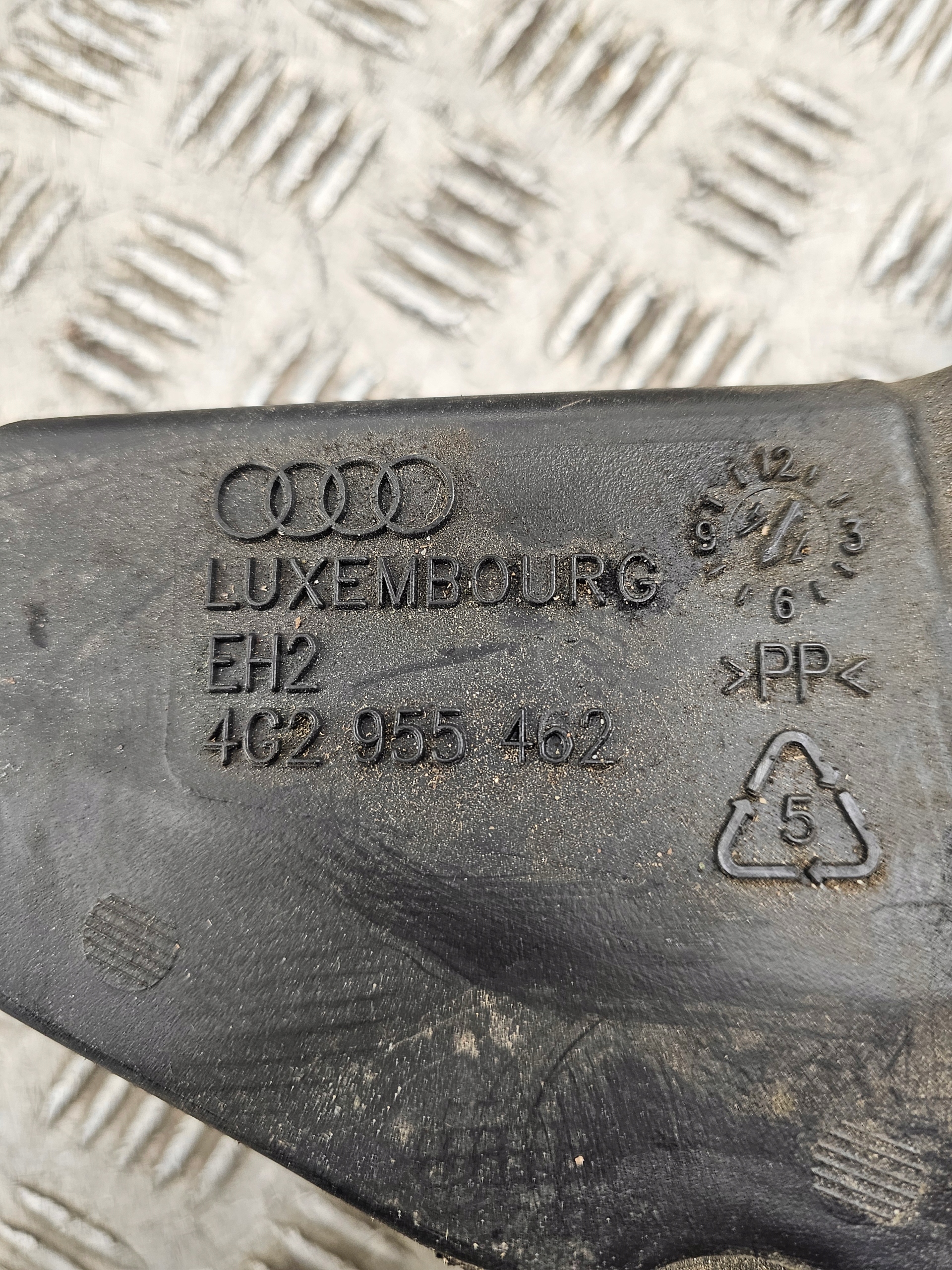 WLEW LIQUIDO LAVAFARI serbatoio AUDI A6 C7 4G2955462