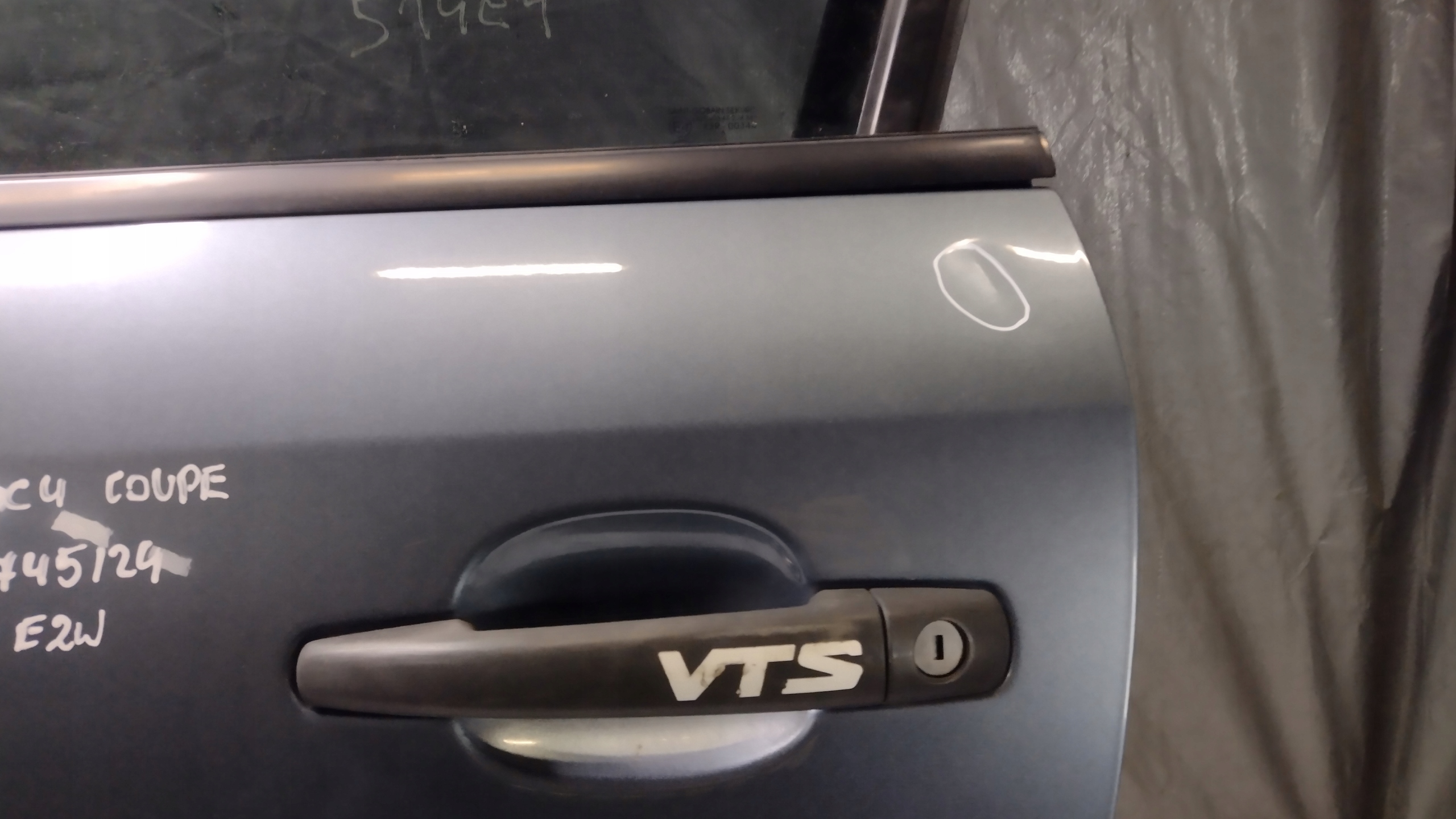 door left front Citroen C4 and 1 Coupe 3D k: EZW