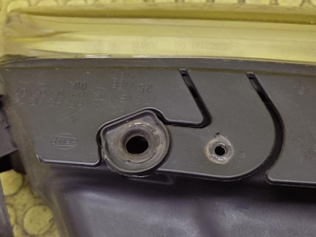 VW PASSAT B5 LIFT REFLEKTOR right 3B0941016AN