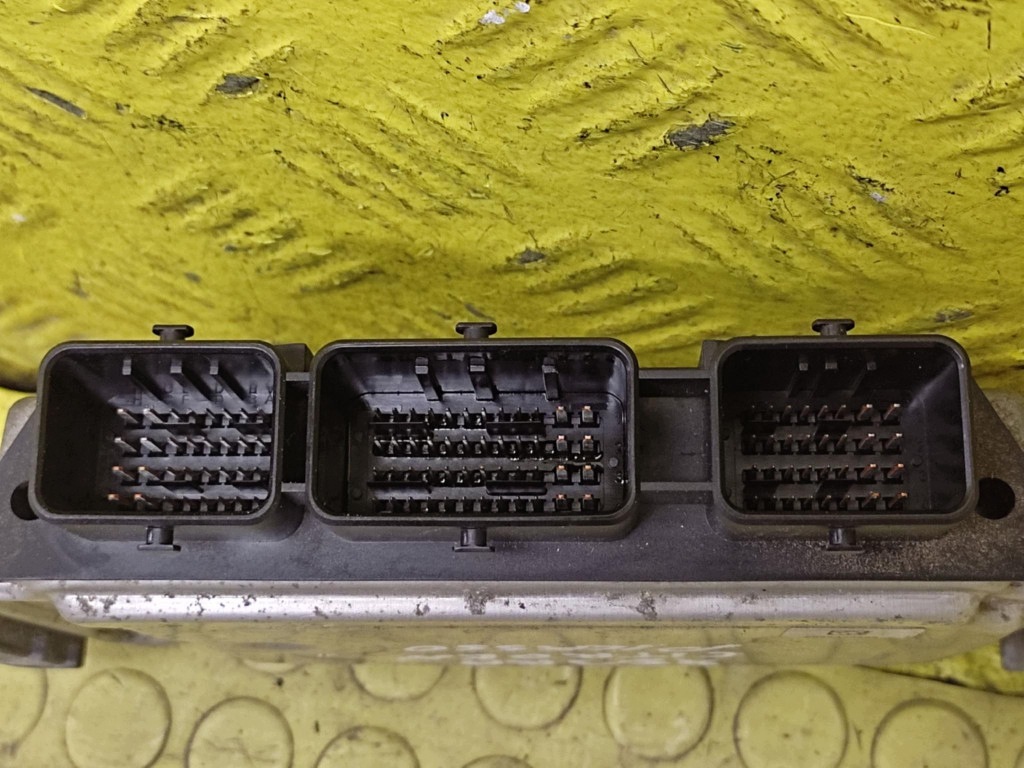 CITROEN XSARA PICASSO control unit of the engine 0261208908