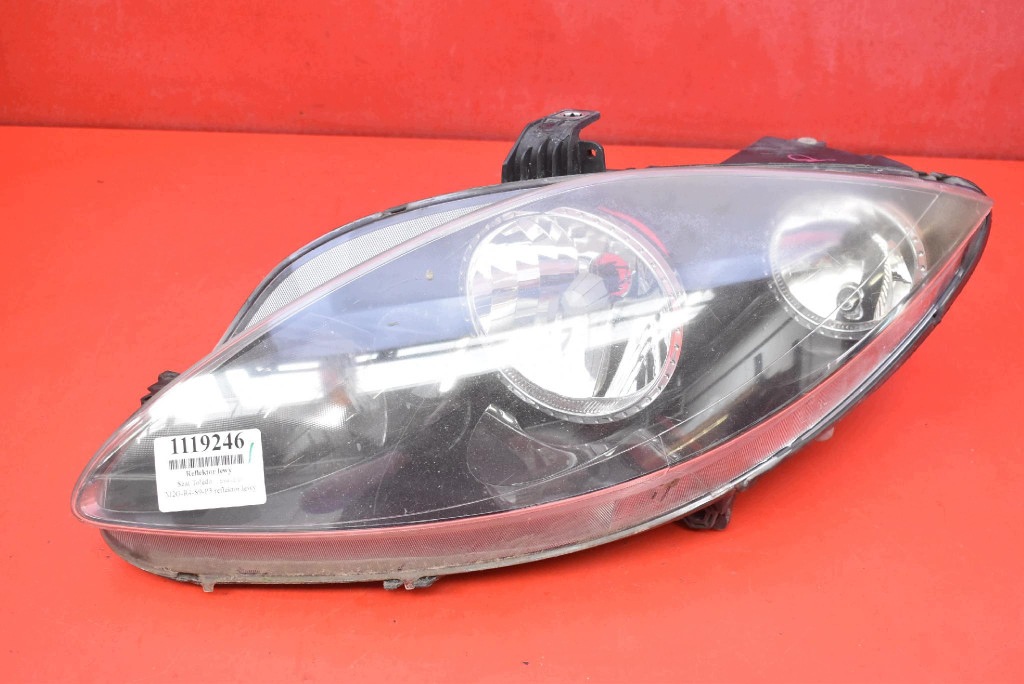 REFLEKTOR left light front EU 5P1941005D SEAT TOLEDO 3 III 04-10