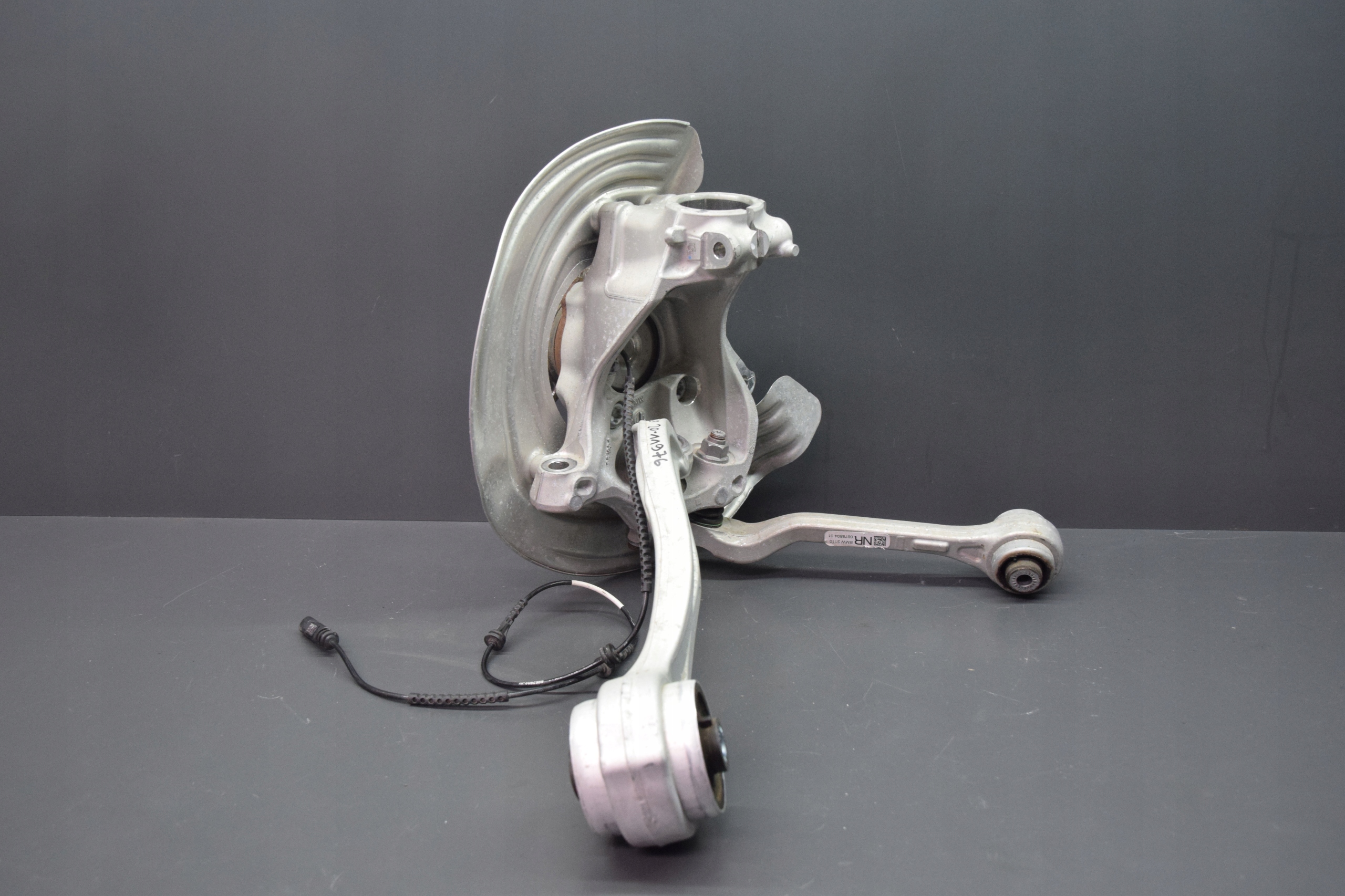 swing right arm BMW 3 G20 G21 880km