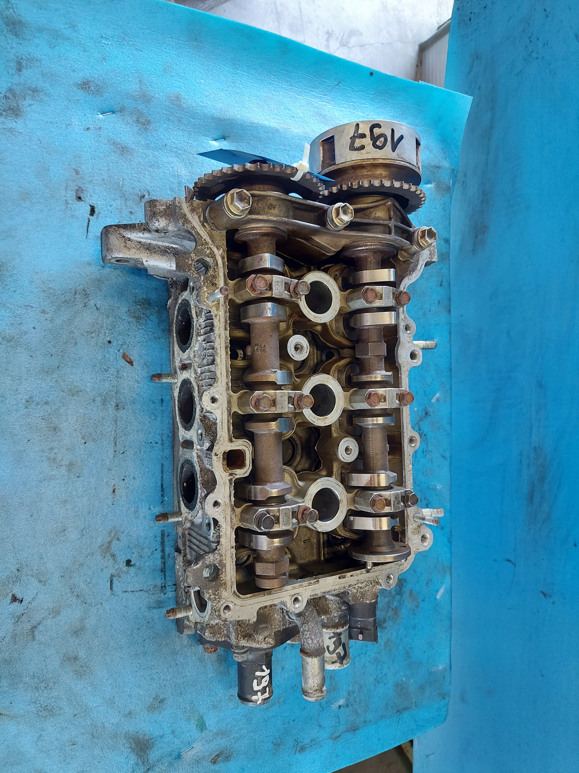 head. YARIS 2009 R 1.0 VVTI 1KRFE