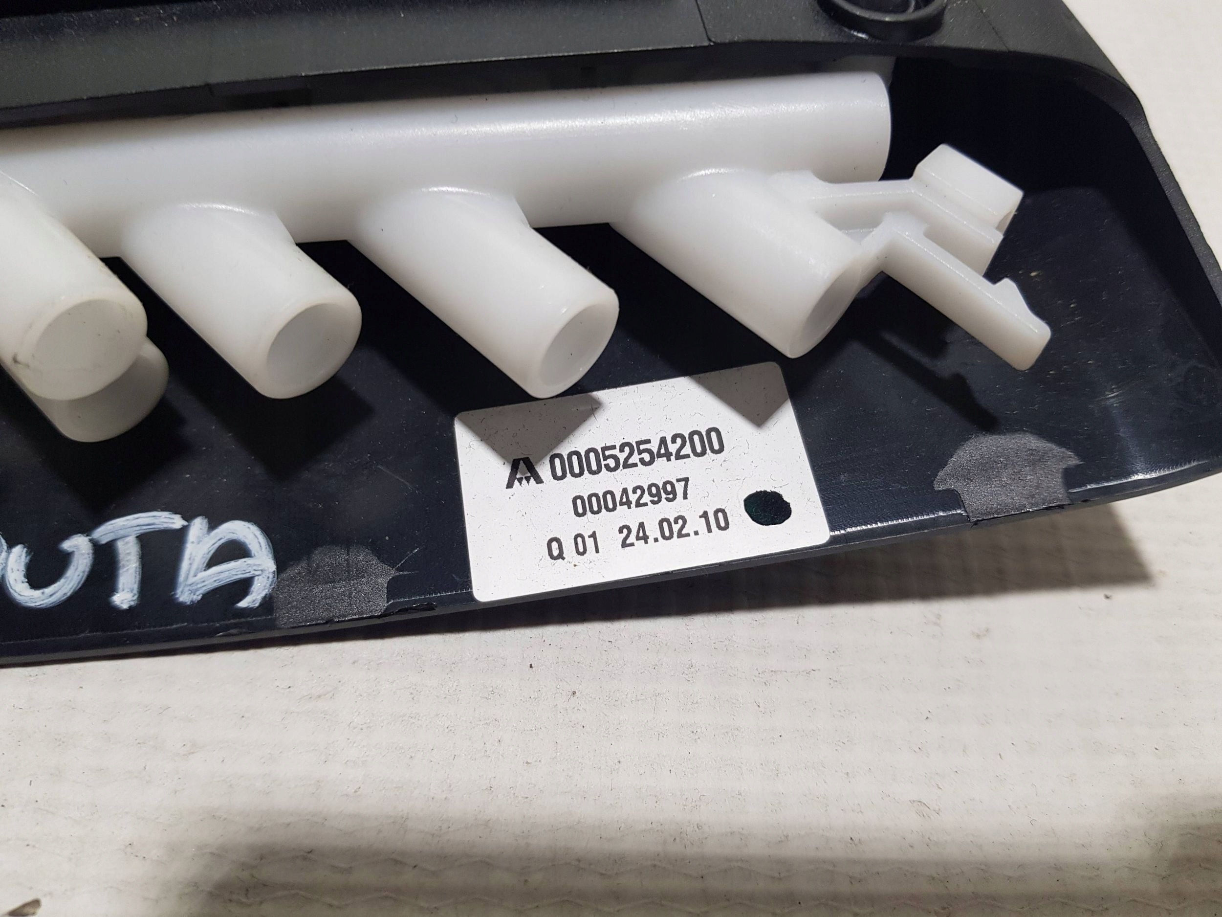 PANEL POMPOWANIA SITZ rechts MERCEDES W212 W207 W204