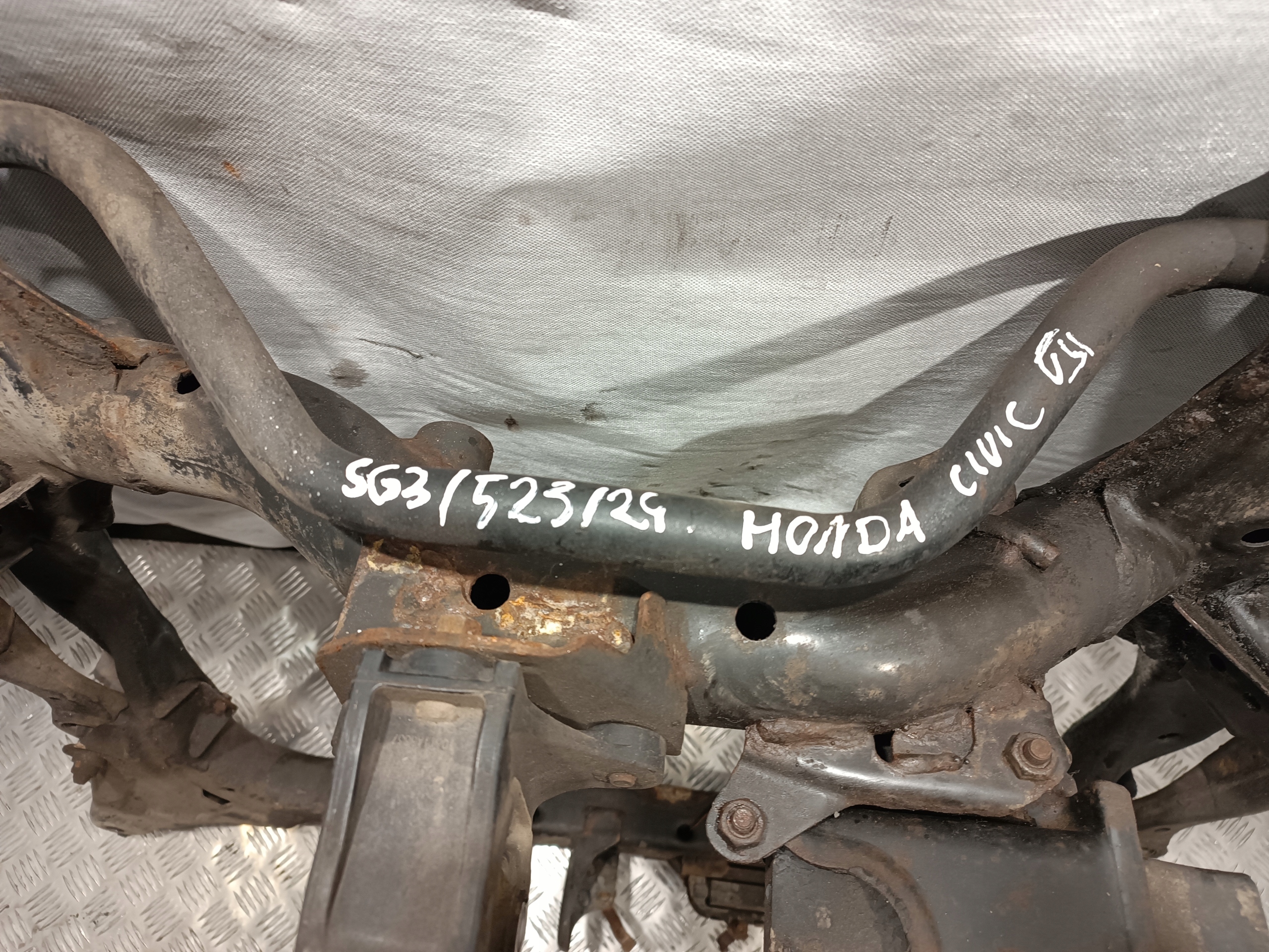 axle beam subframe springing HONDA CIVIC VII 1.7B 88kW 2001r