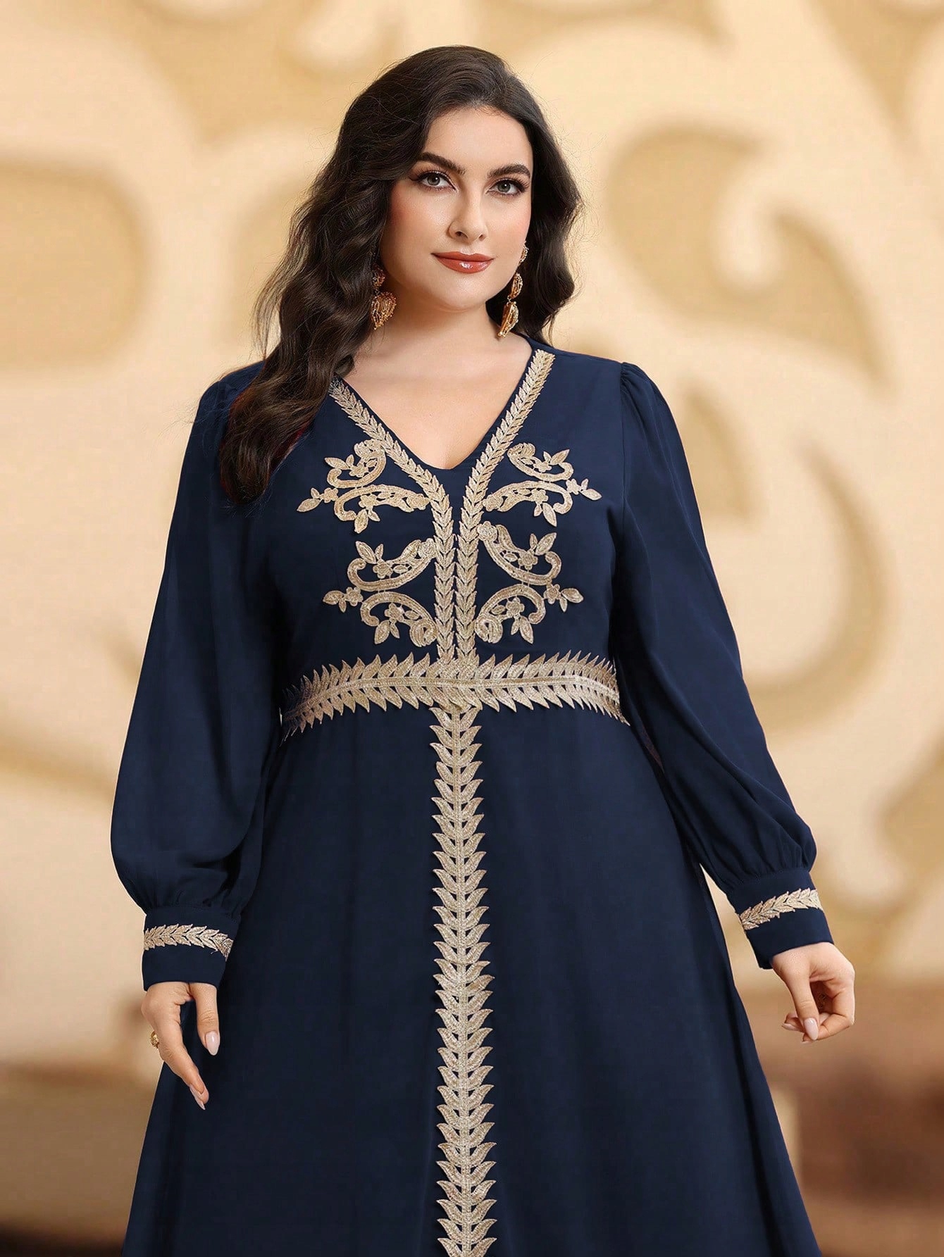 Šaty V Arabském Stylu Se Zlatými Výšivkami Maxi, Tmavě Modrá Shein 5XL