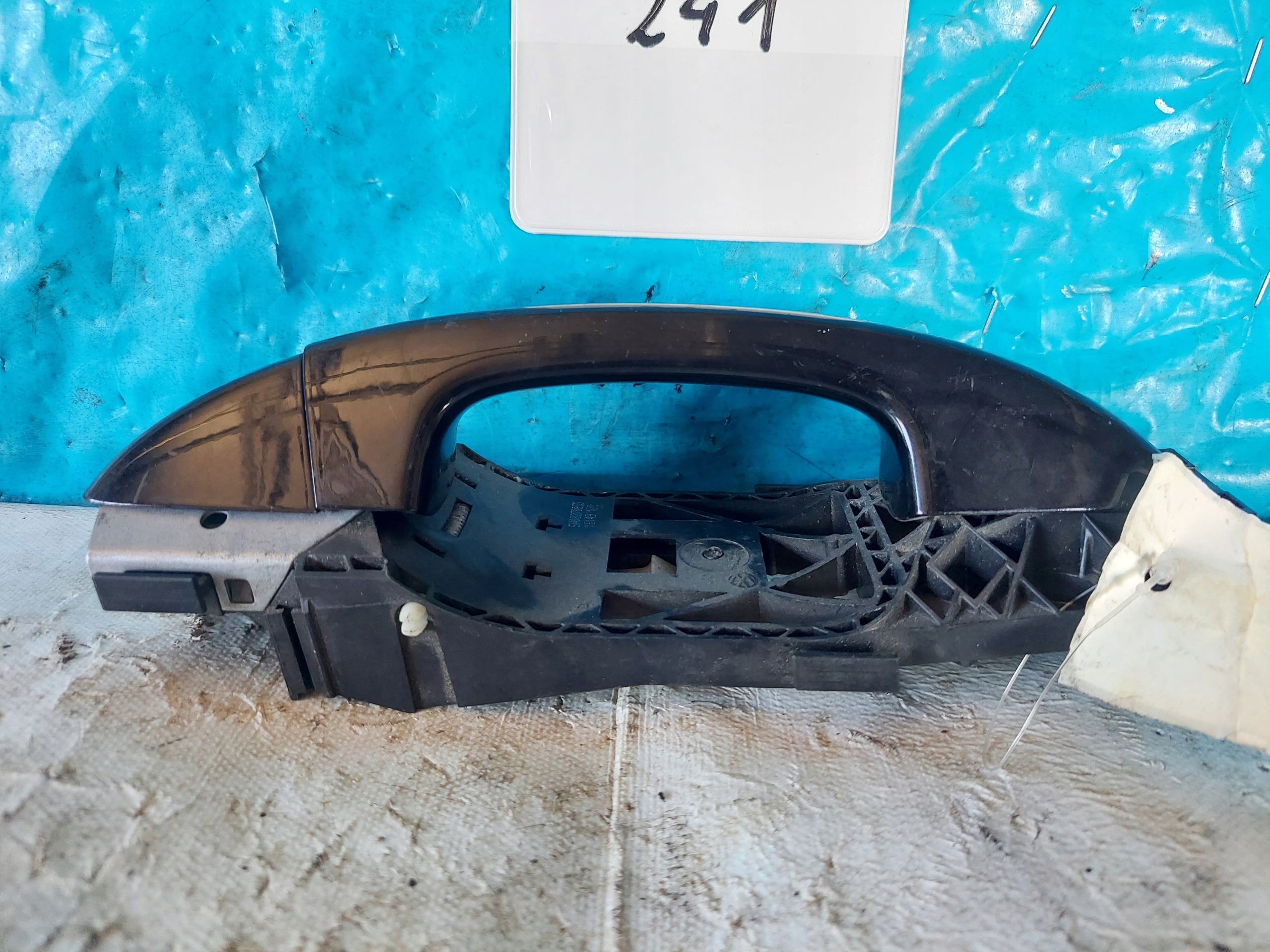 handle right front 2D VW GOLF VI 5N0837886G