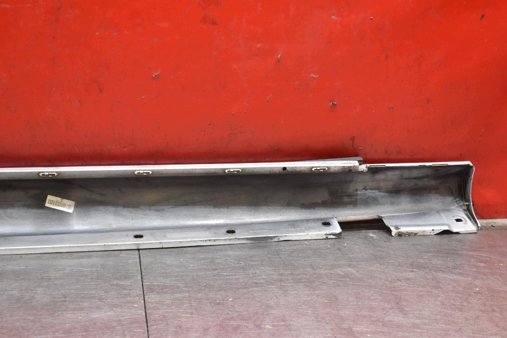cap threshold left C775 A2096900340 MERCEDES CLK C209 COUPE 02-05