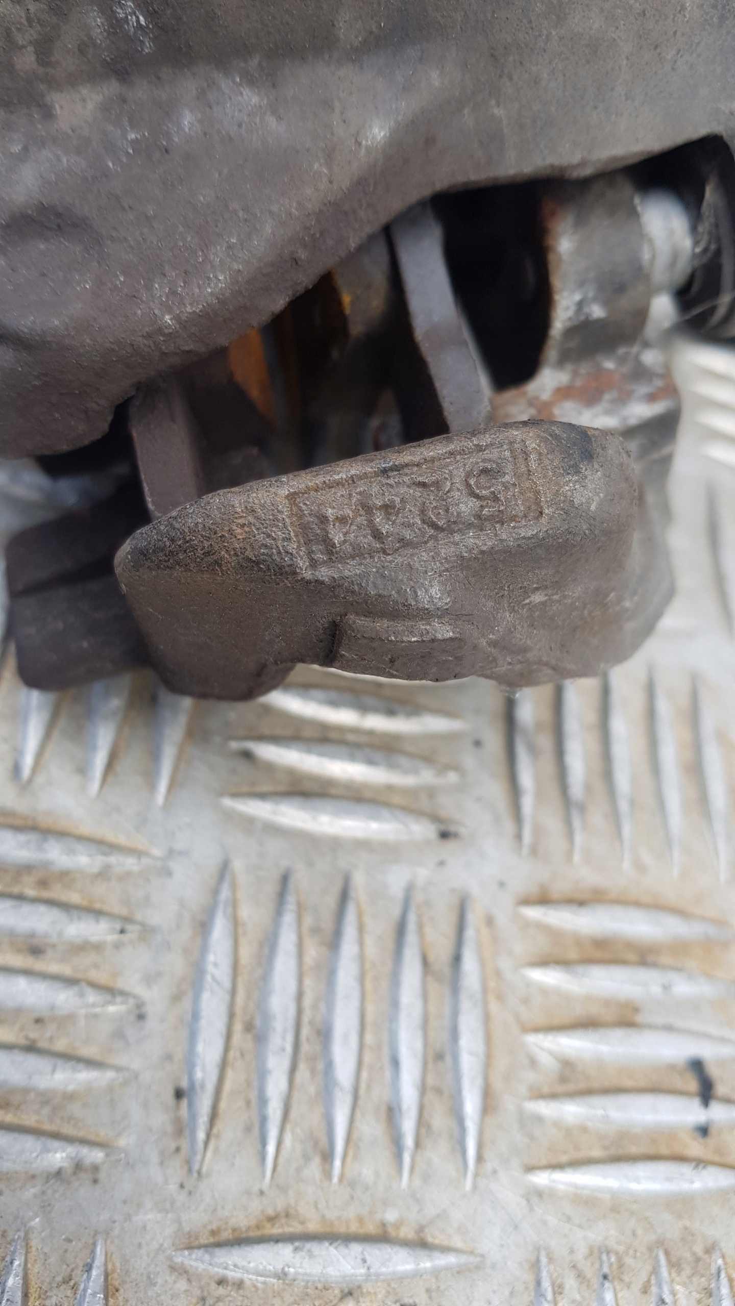 MERCEDES W211 caliper brake rear part left right 5244