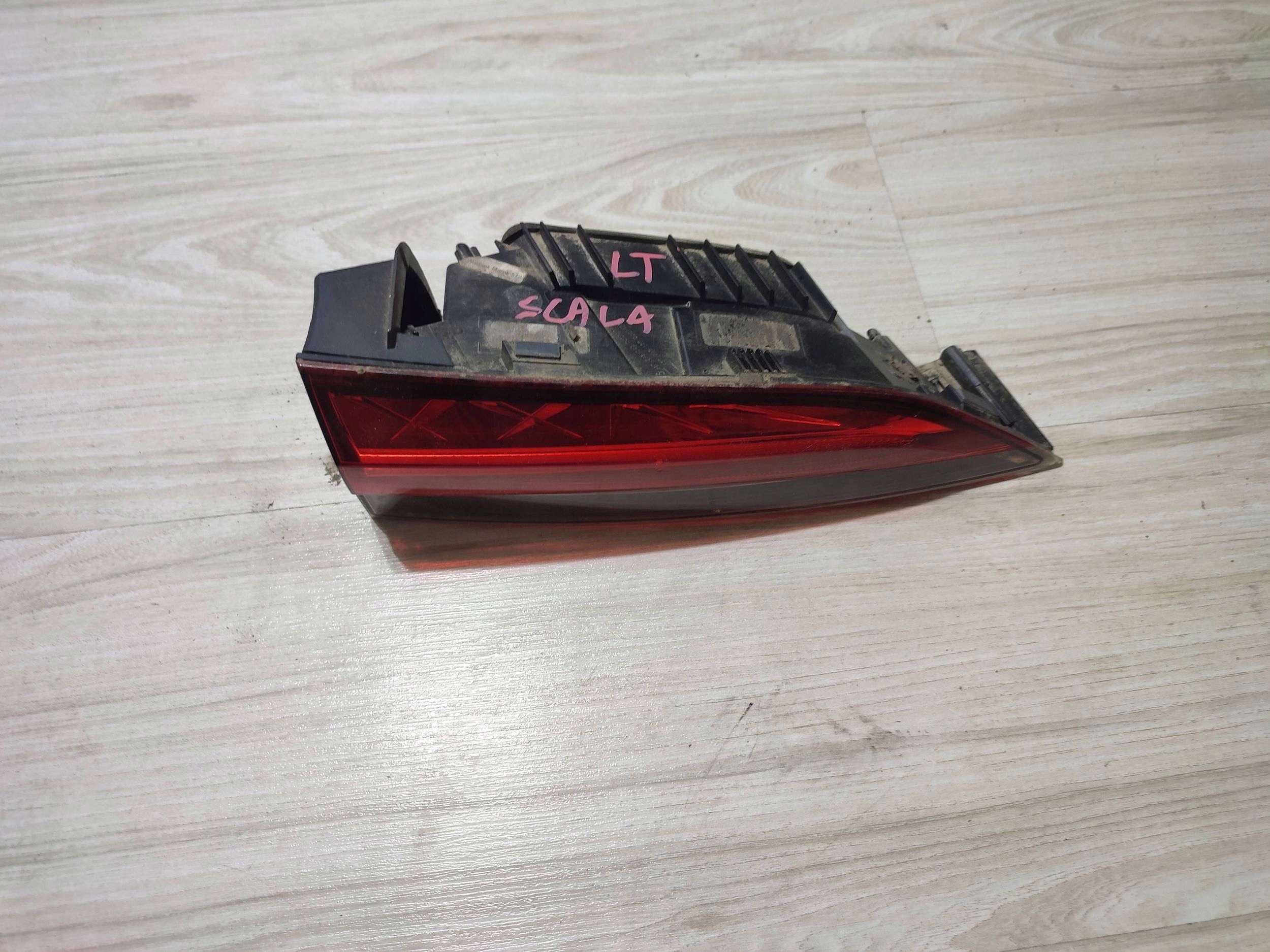 Skoda Scala 2020 rear part side left light rear