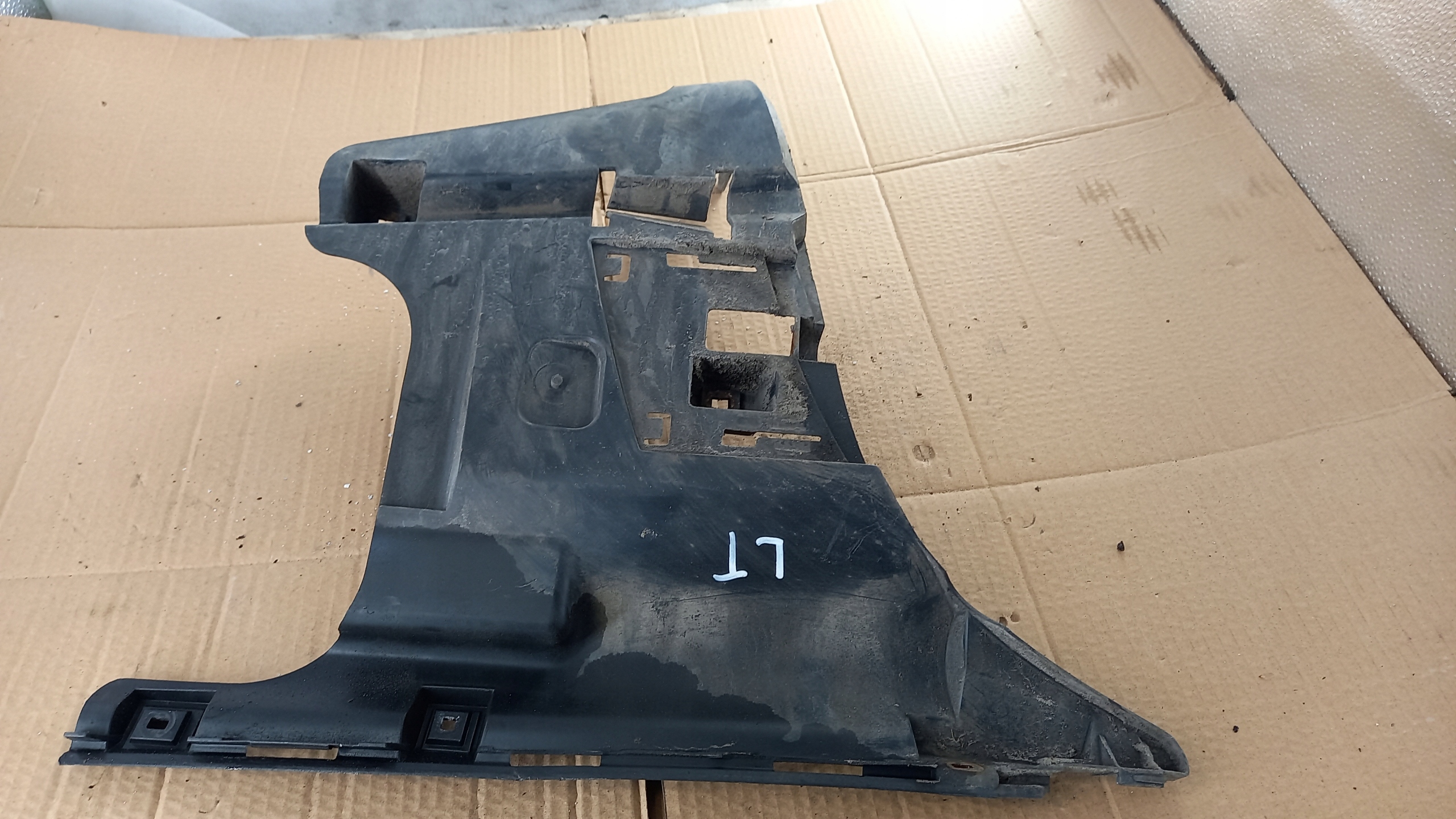 Слайд задній лівий VOLVO S60 2.4 B 01R седан 09178245